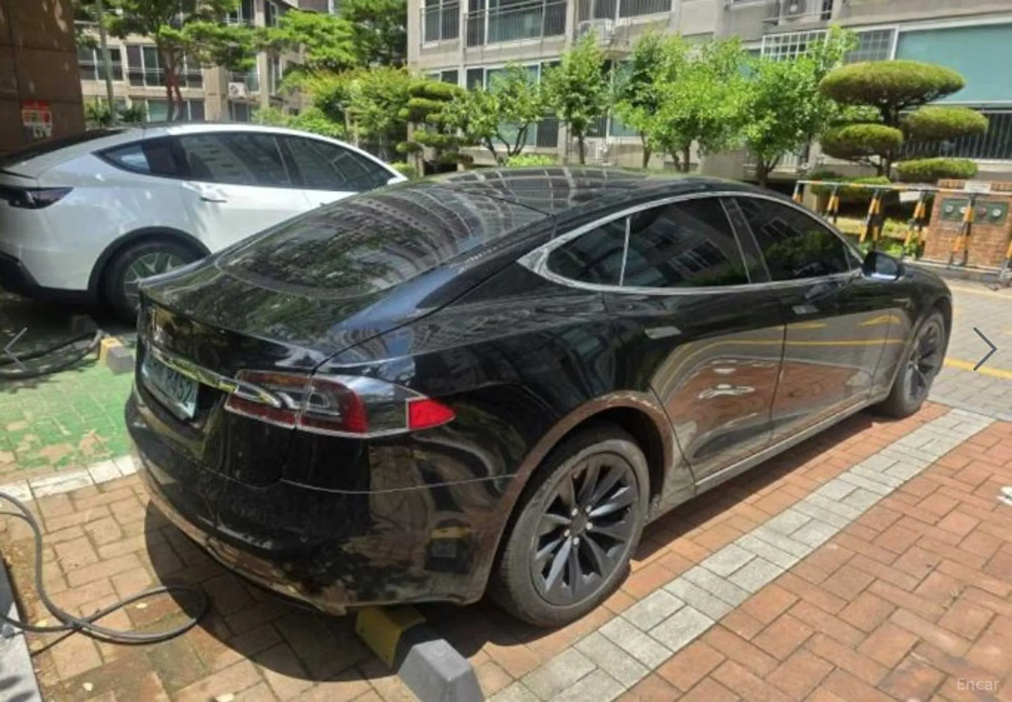 Tesla Model S превью 5