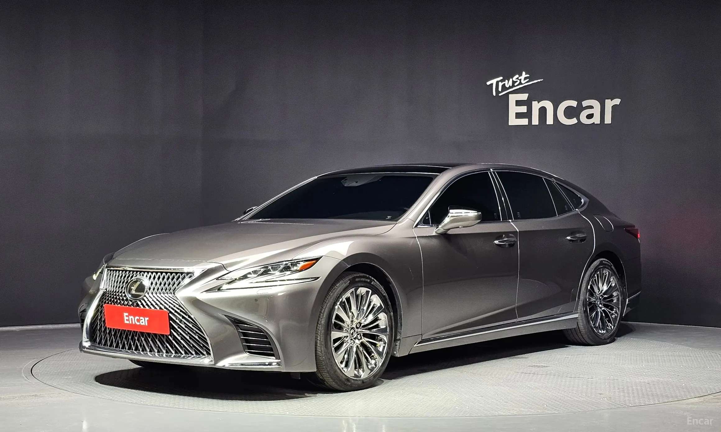 Lexus LS500 5th Generation