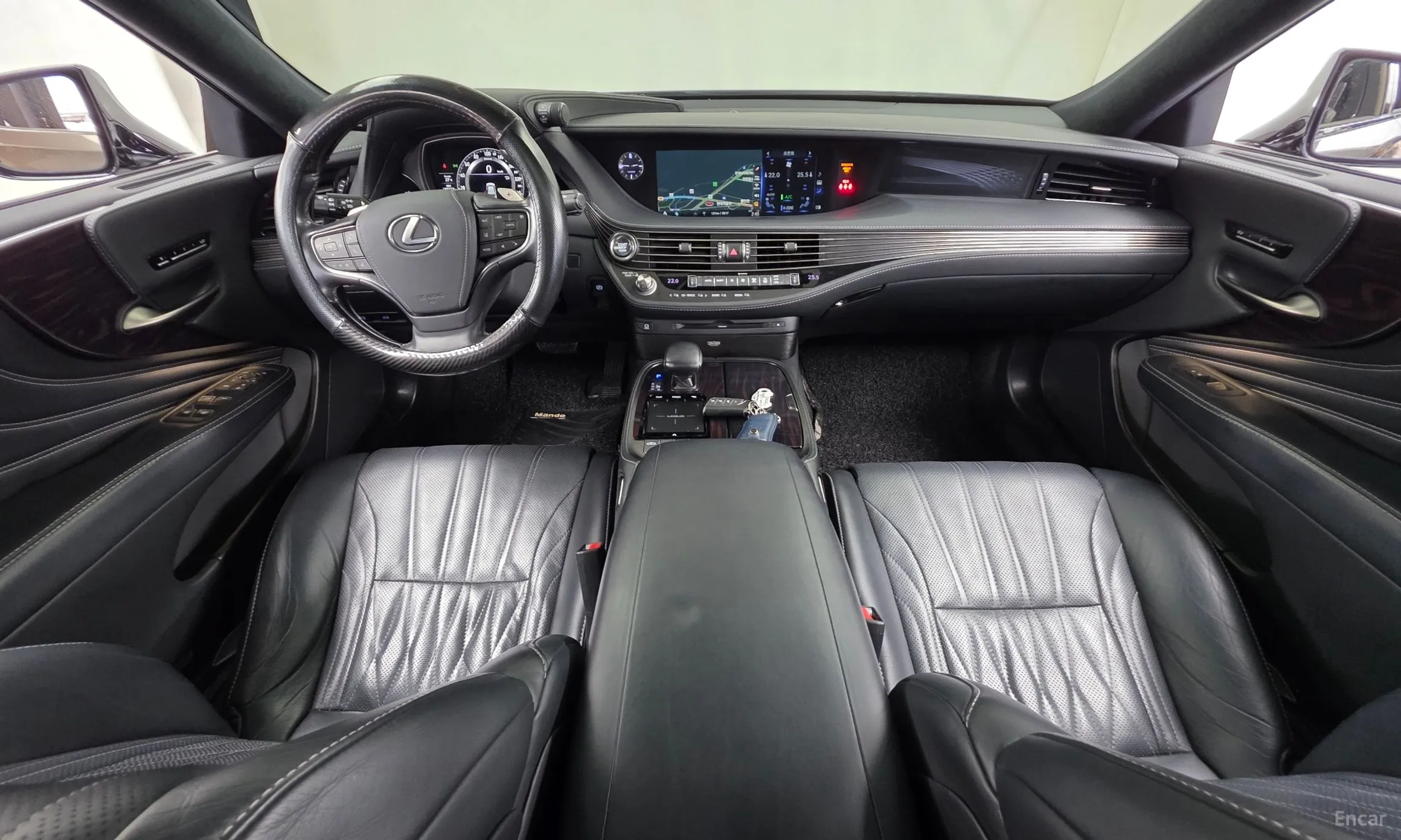 Lexus LS500 5th Generation превью 7