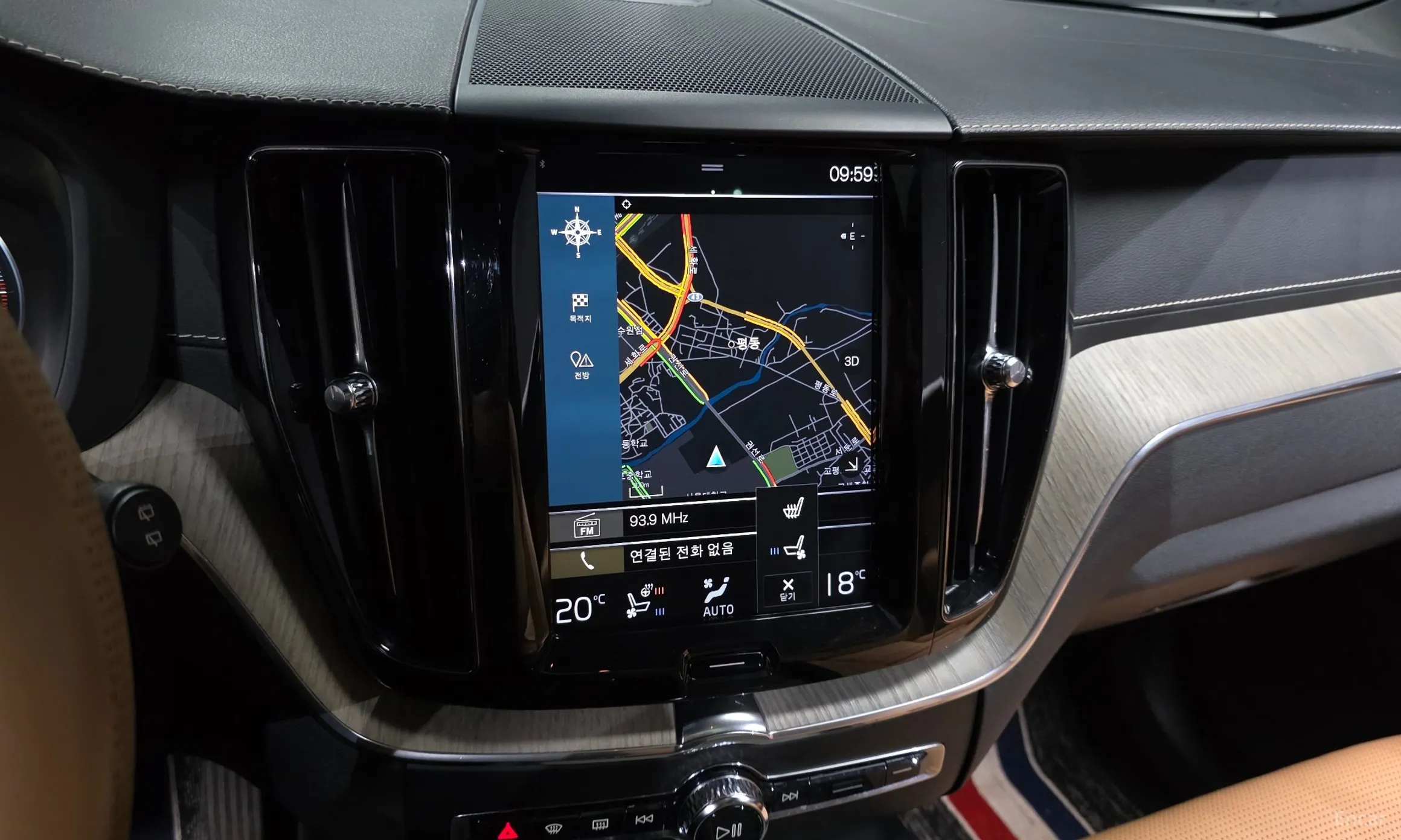 Volvo XC60 Gen 2 превью 14