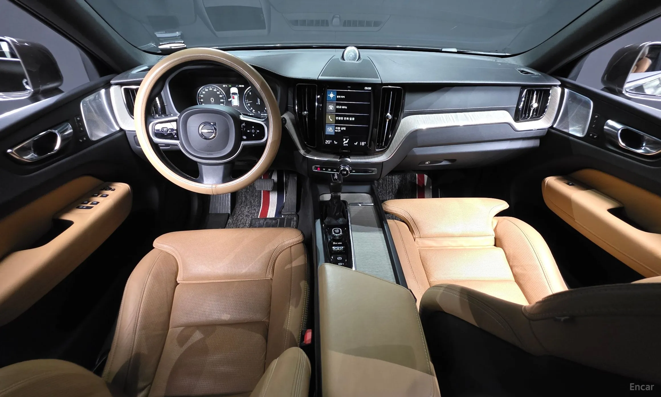 Volvo XC60 Gen 2 превью 7
