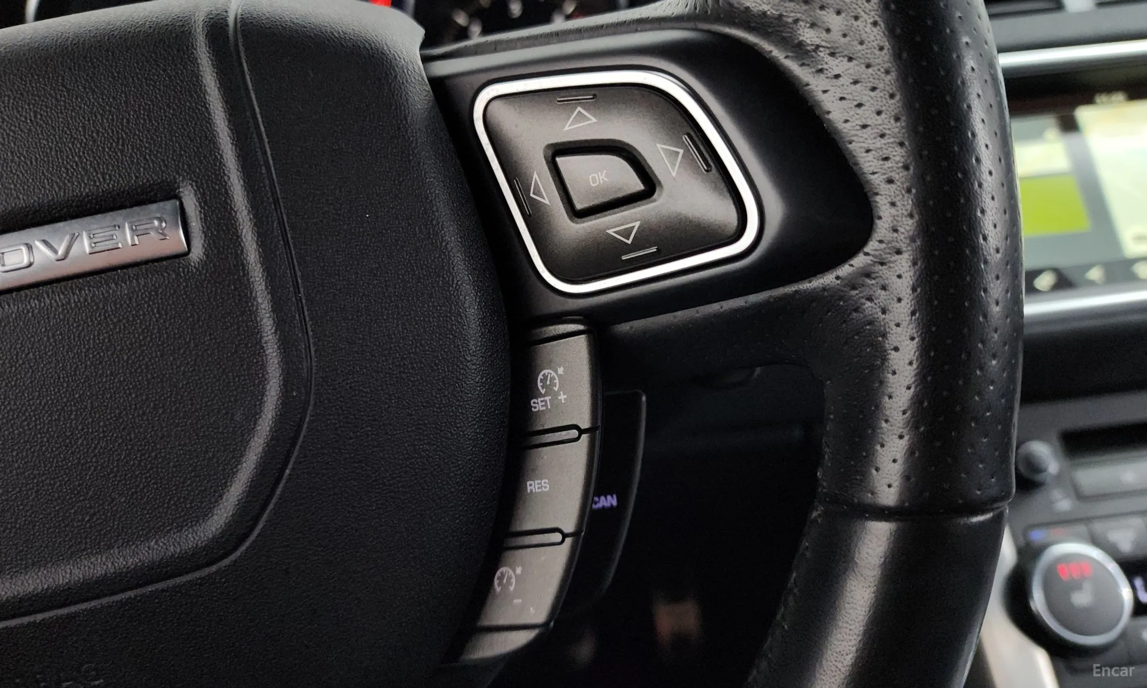 Land Rover Range Rover Evoque превью 14