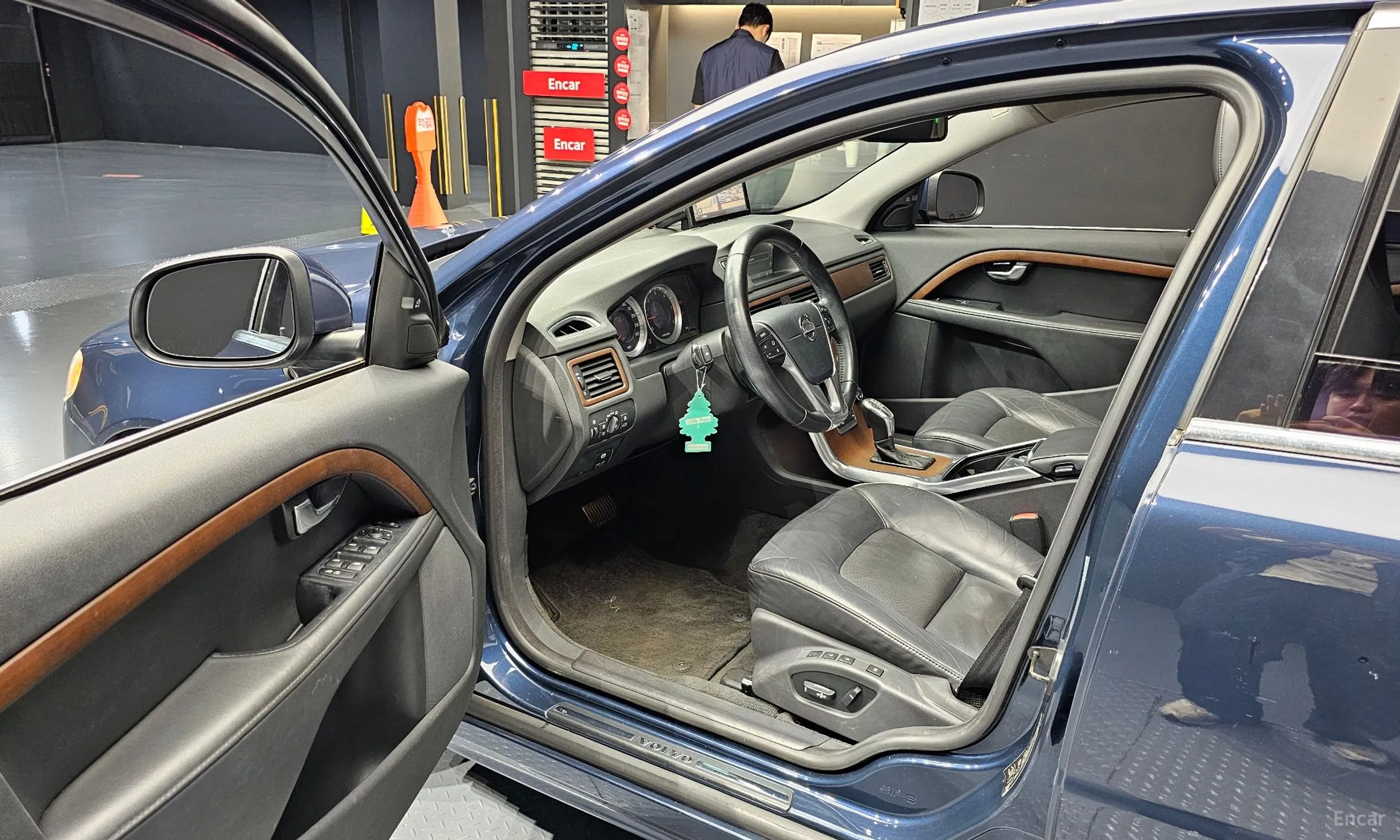 Volvo S80 превью 10