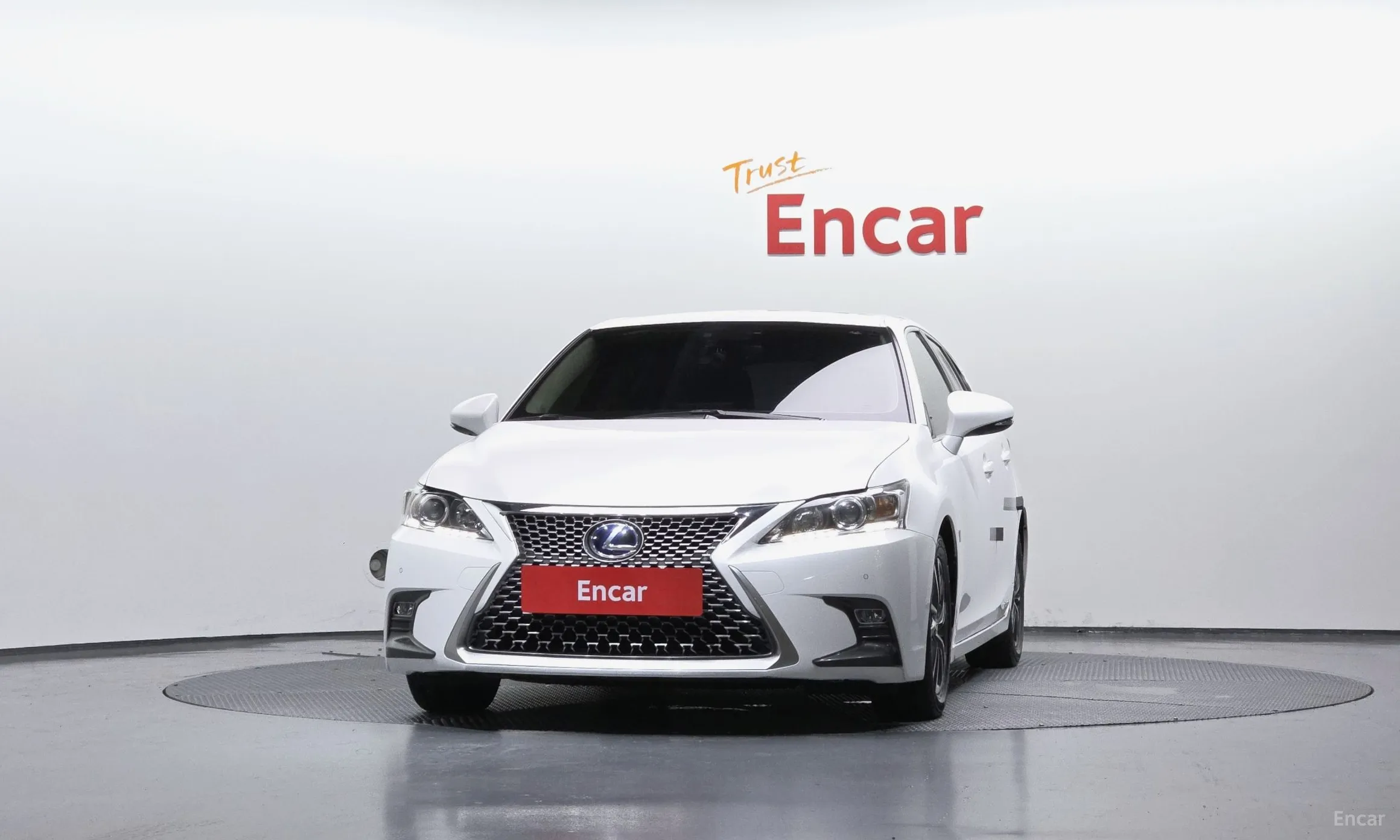 Lexus CT200h превью 3