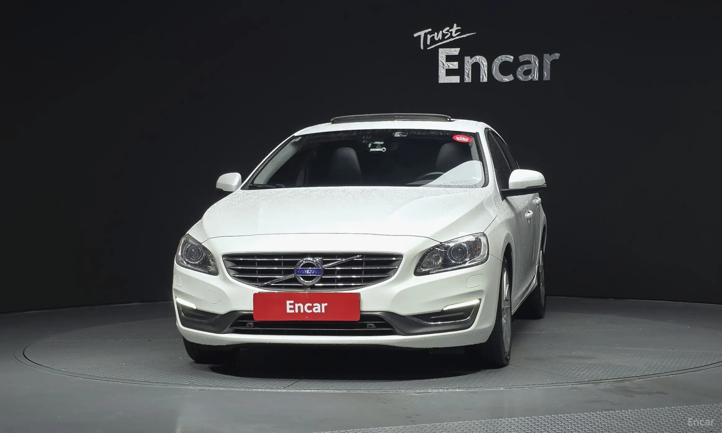 Volvo S60 превью 3