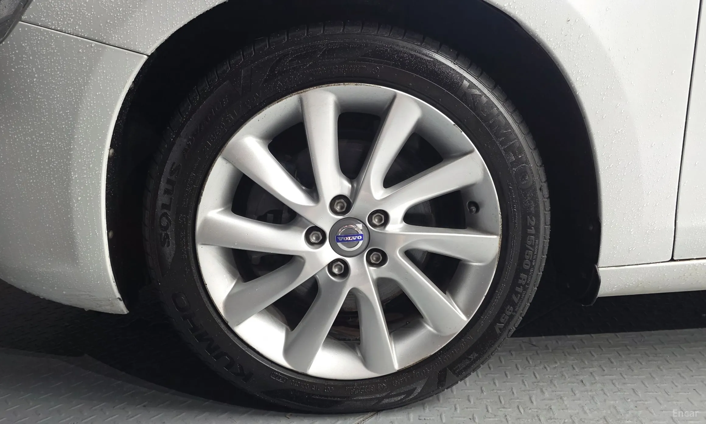 Volvo S60 превью 5