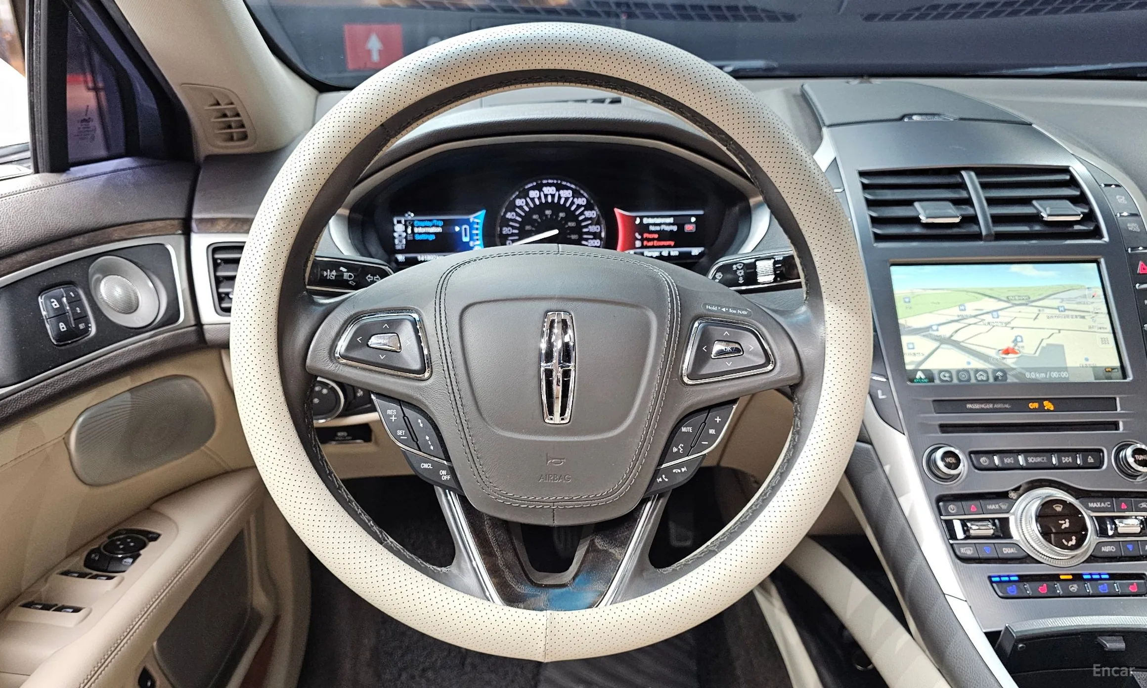 Lincoln New MKZ превью 13