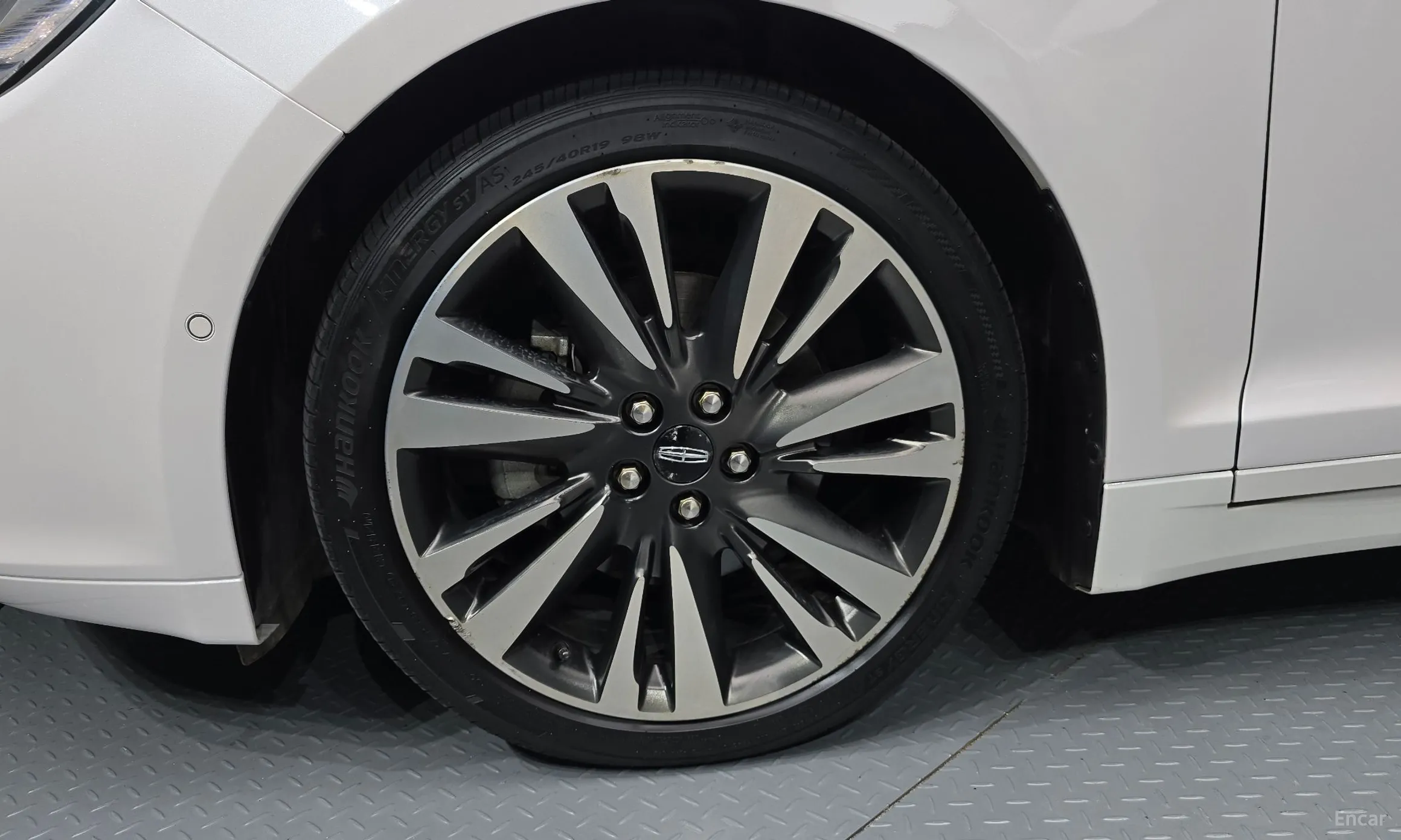 Lincoln New MKZ превью 5