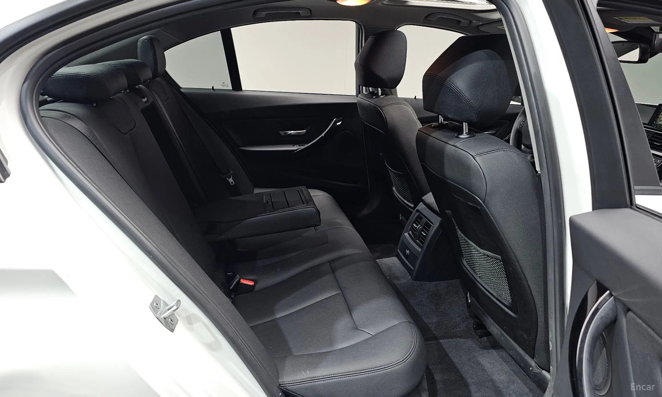 BMW 3 Series (F30) превью 12