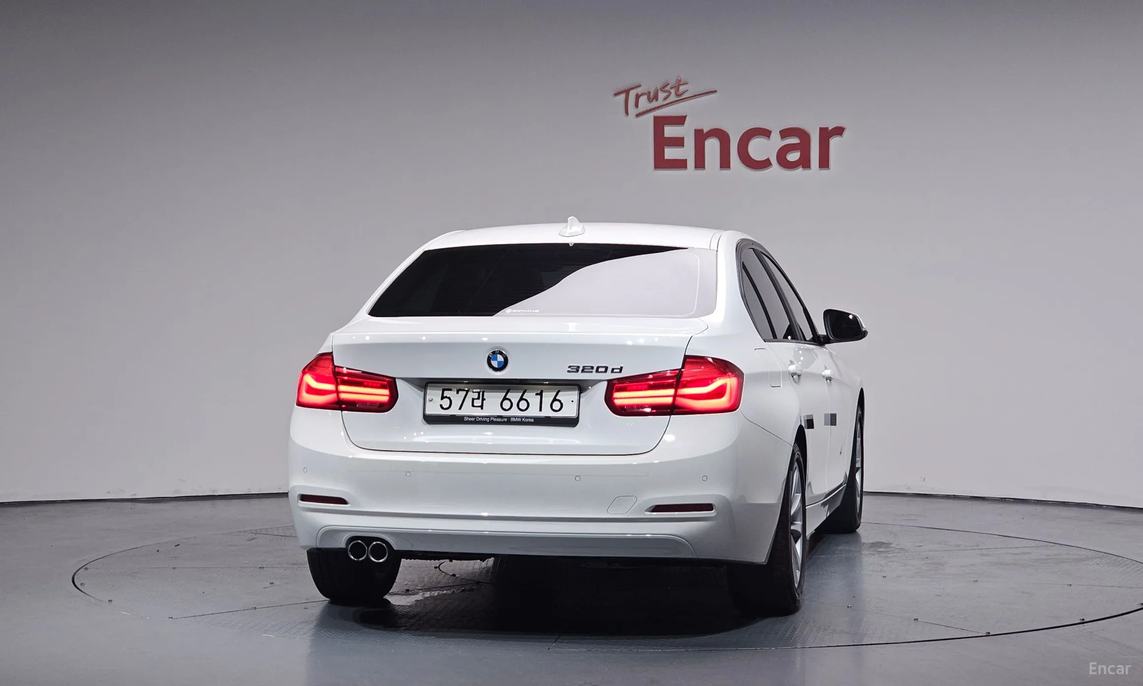BMW 3 Series (F30) превью 4