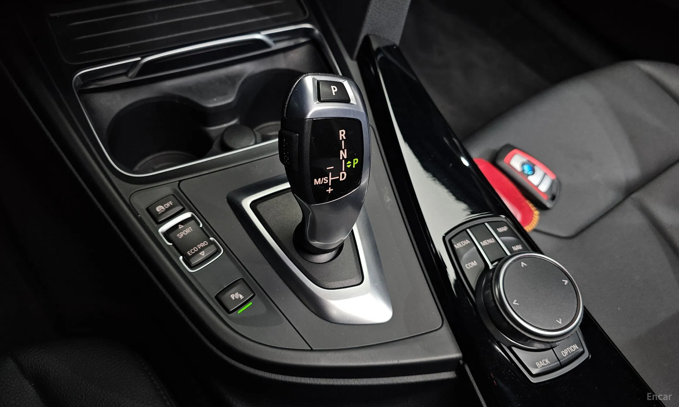 BMW 3 Series (F30) превью 9