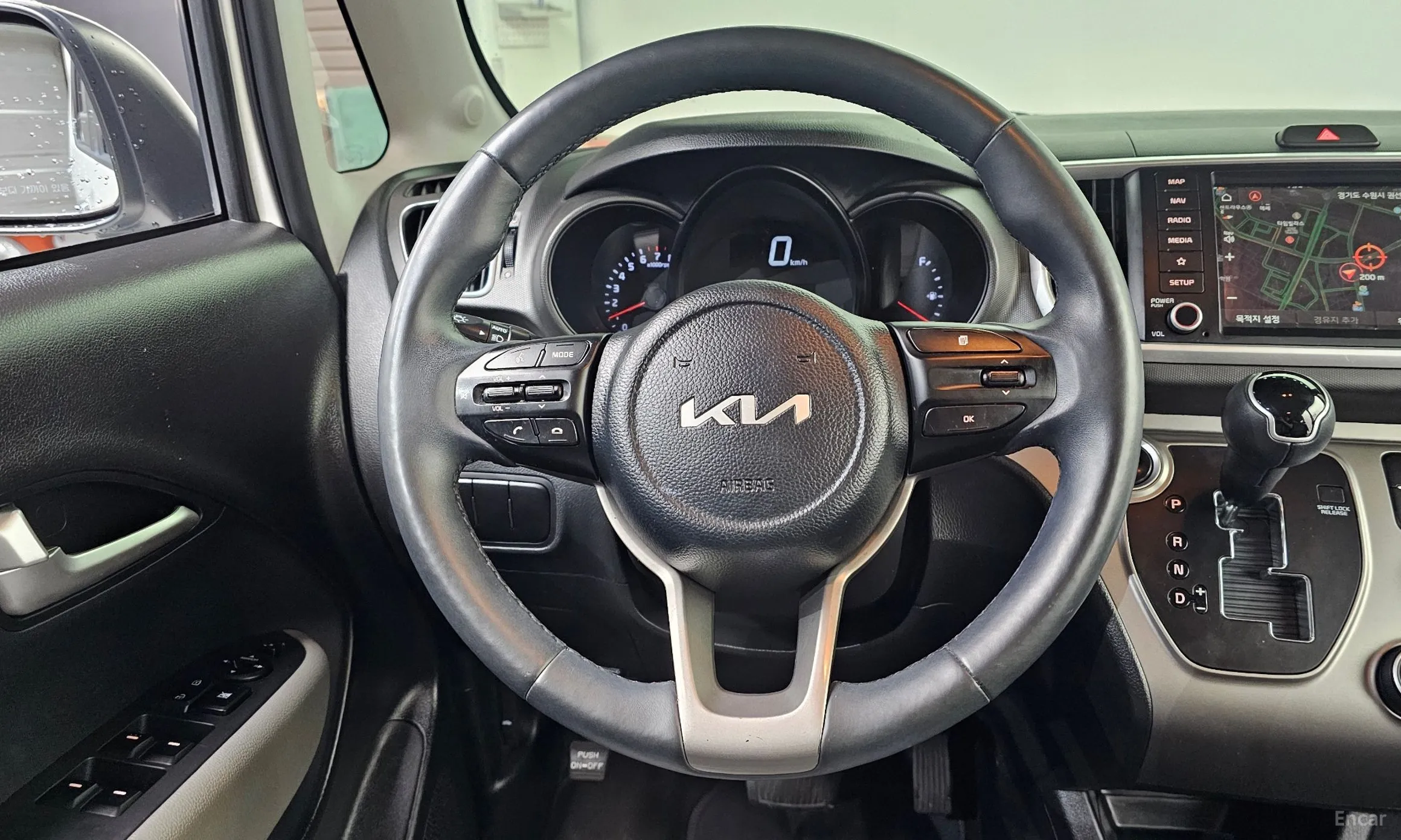 Kia Ray превью 13