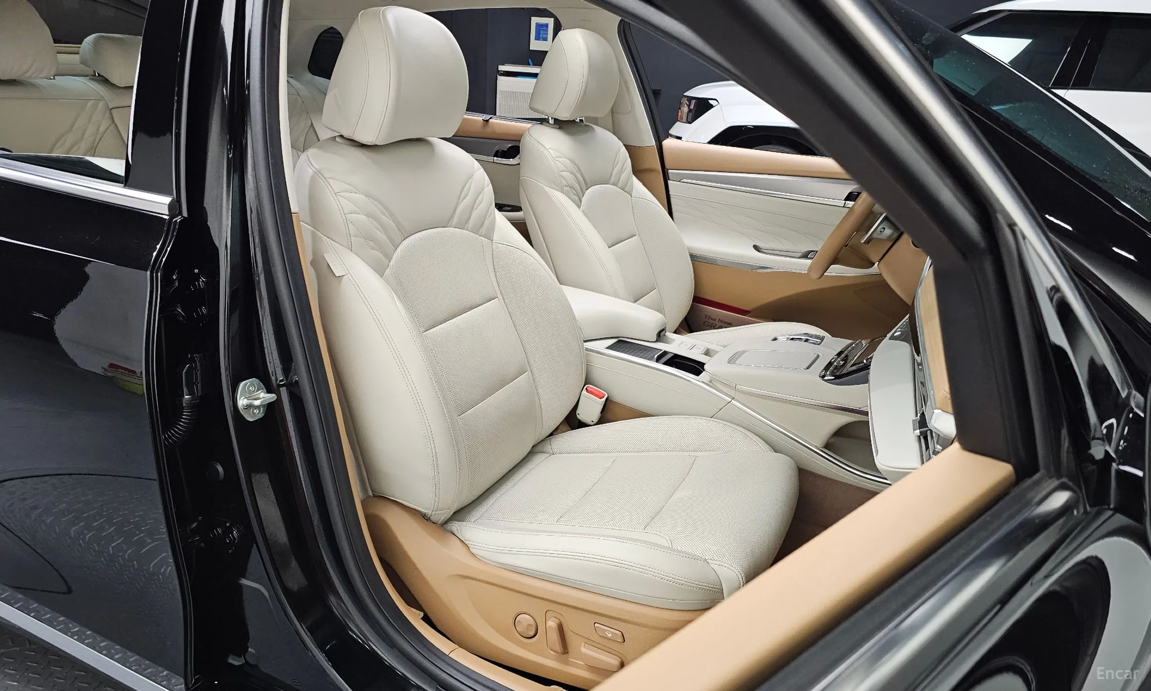 Hyundai Grandeur IG превью 10