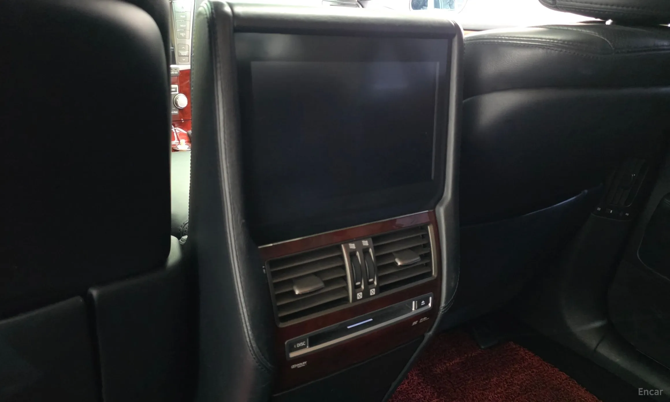 Lexus LS600hL превью 17