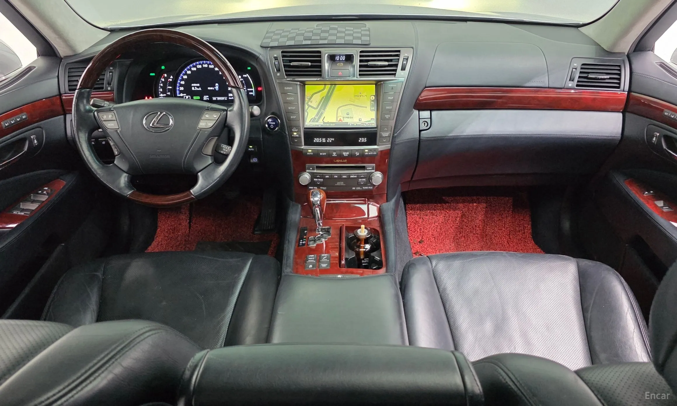 Lexus LS600hL превью 7