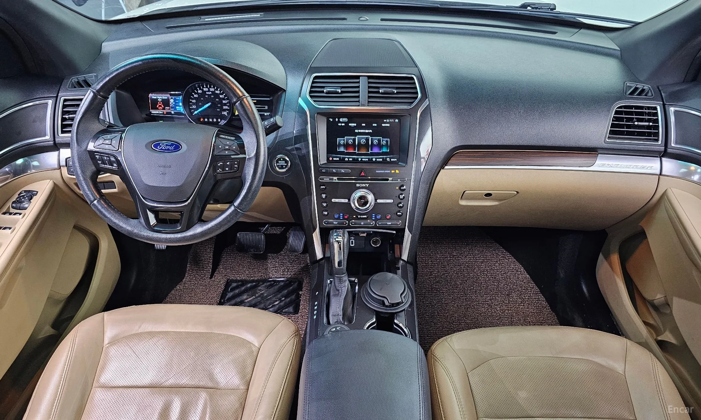 Ford Explorer превью 7