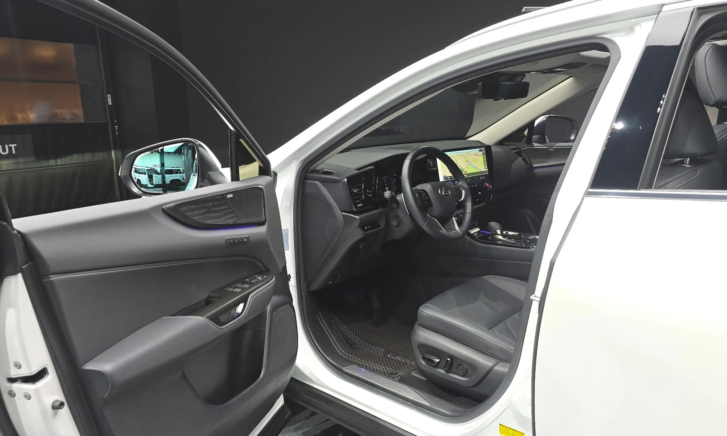 Lexus NX350h Gen 2 превью 10