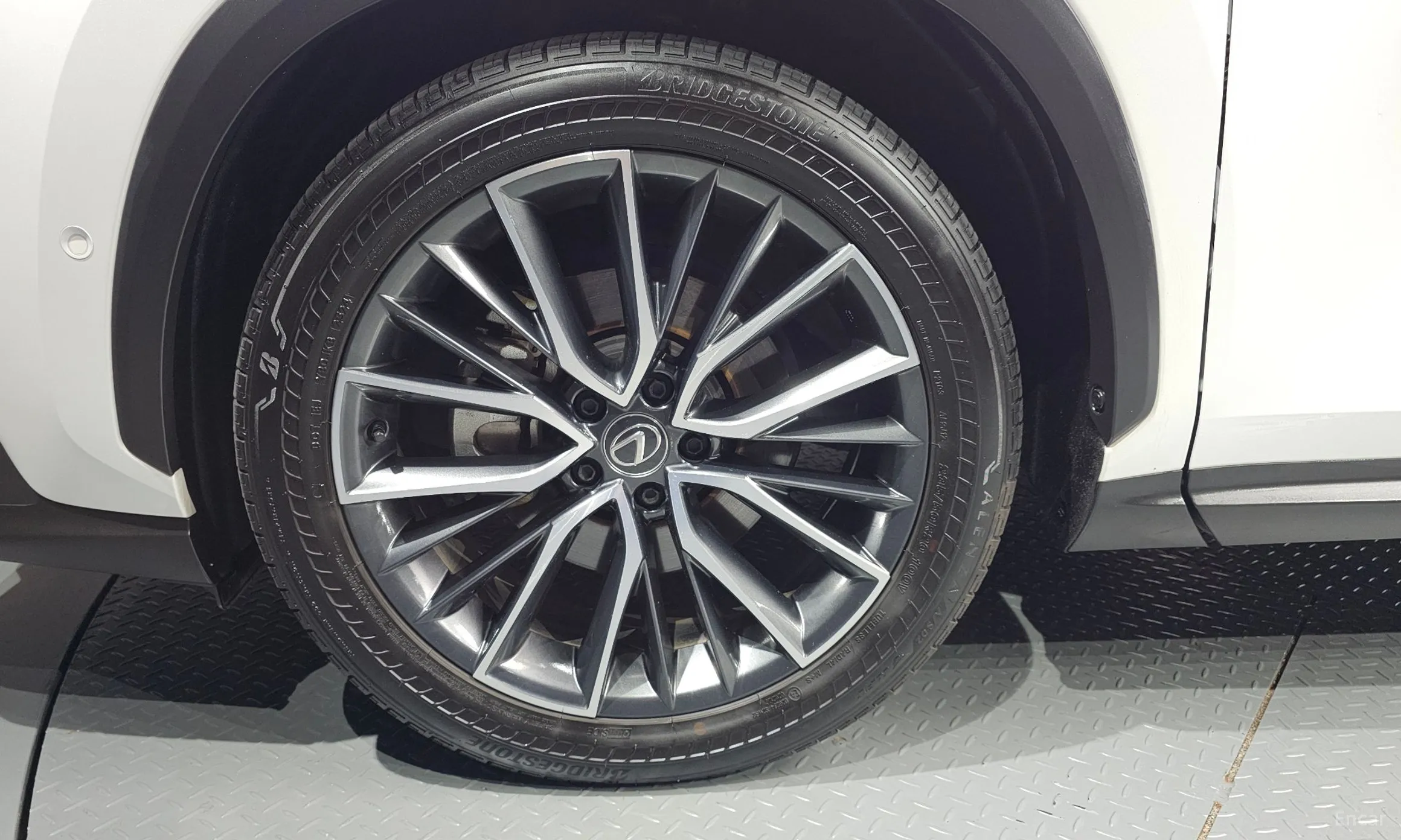 Lexus NX350h Gen 2 превью 5