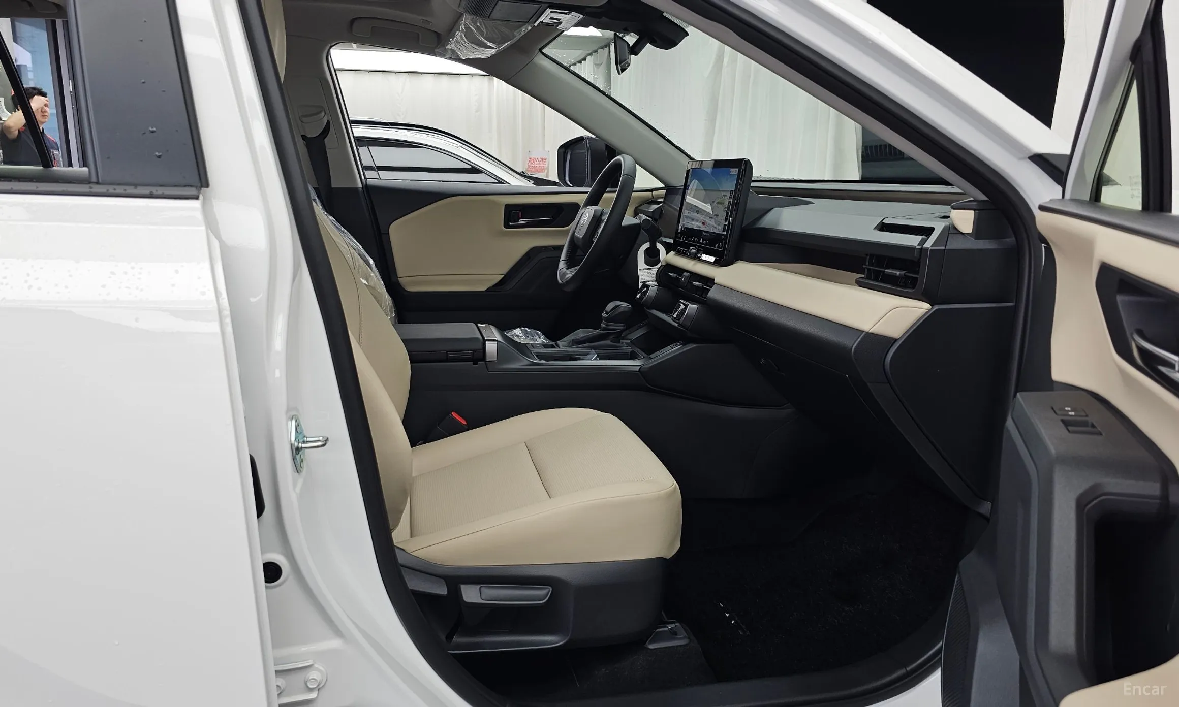 Toyota RAV4 6th Generation превью 11