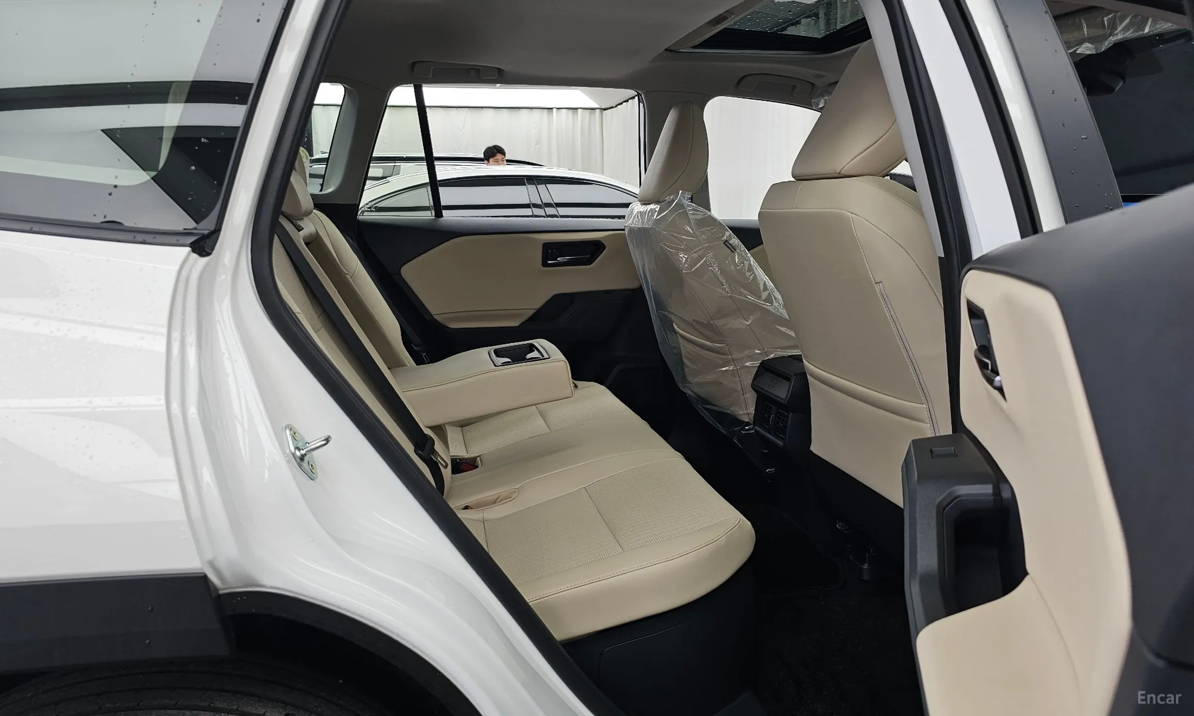 Toyota RAV4 6th Generation превью 12