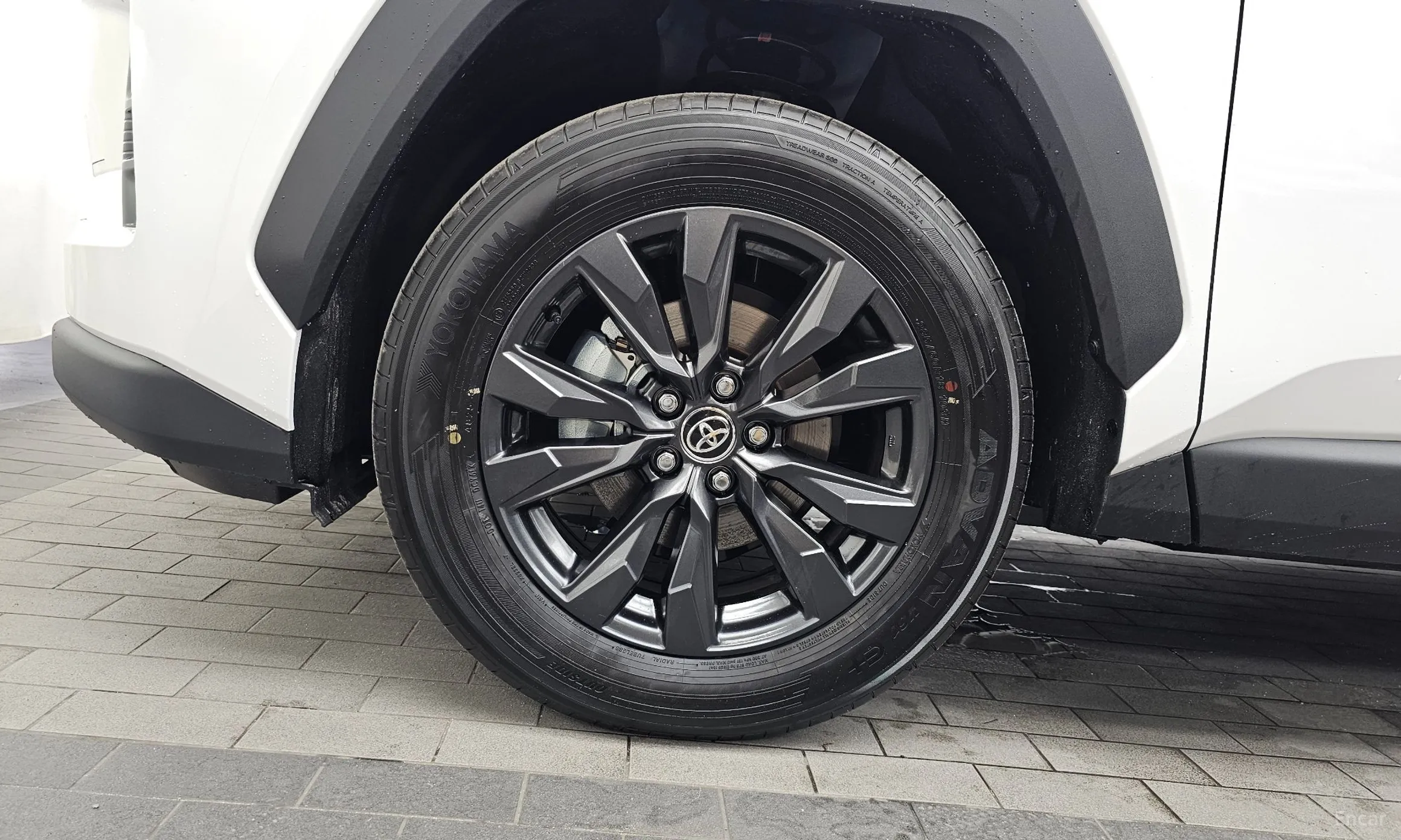 Toyota RAV4 6th Generation превью 5
