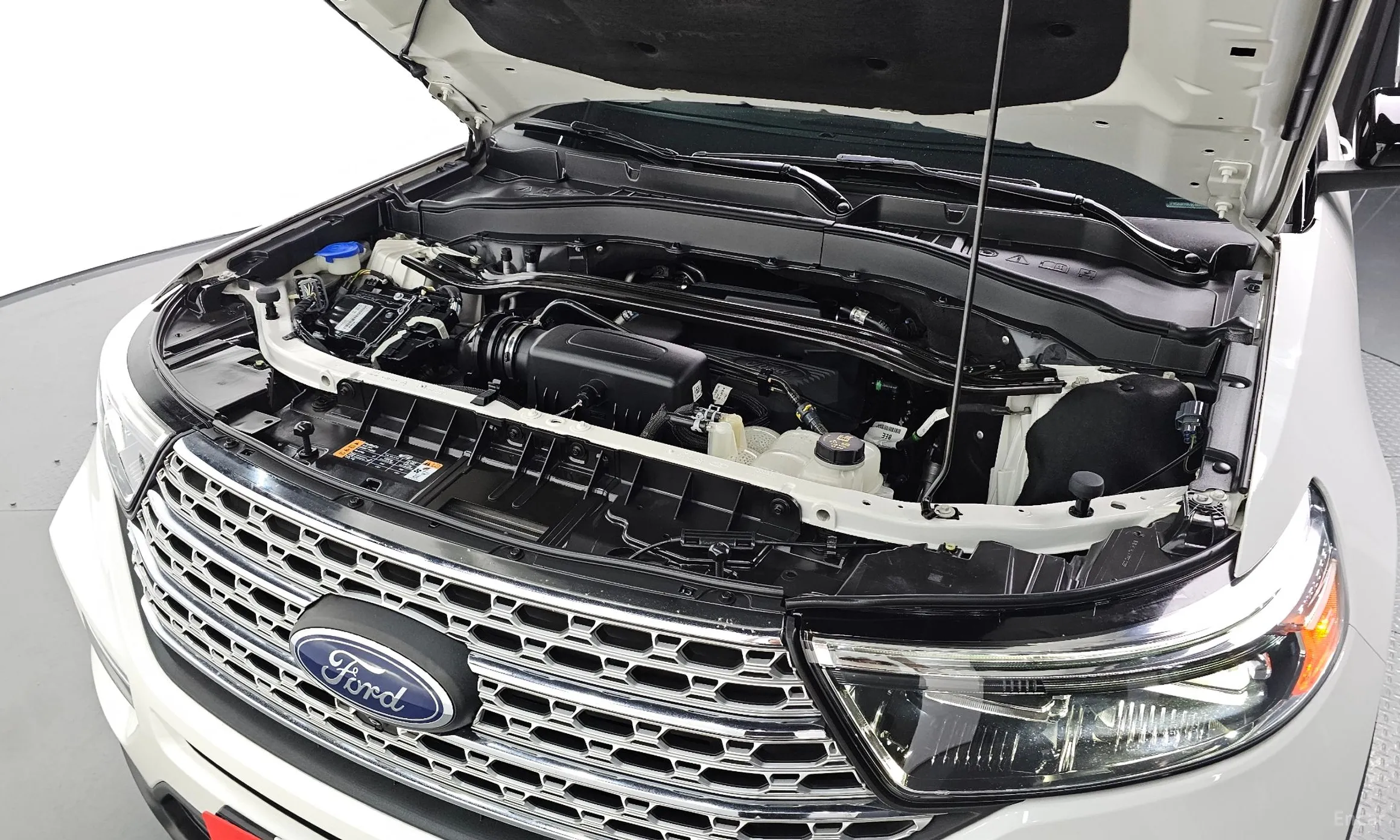 Ford Explorer 6th Generation превью 6