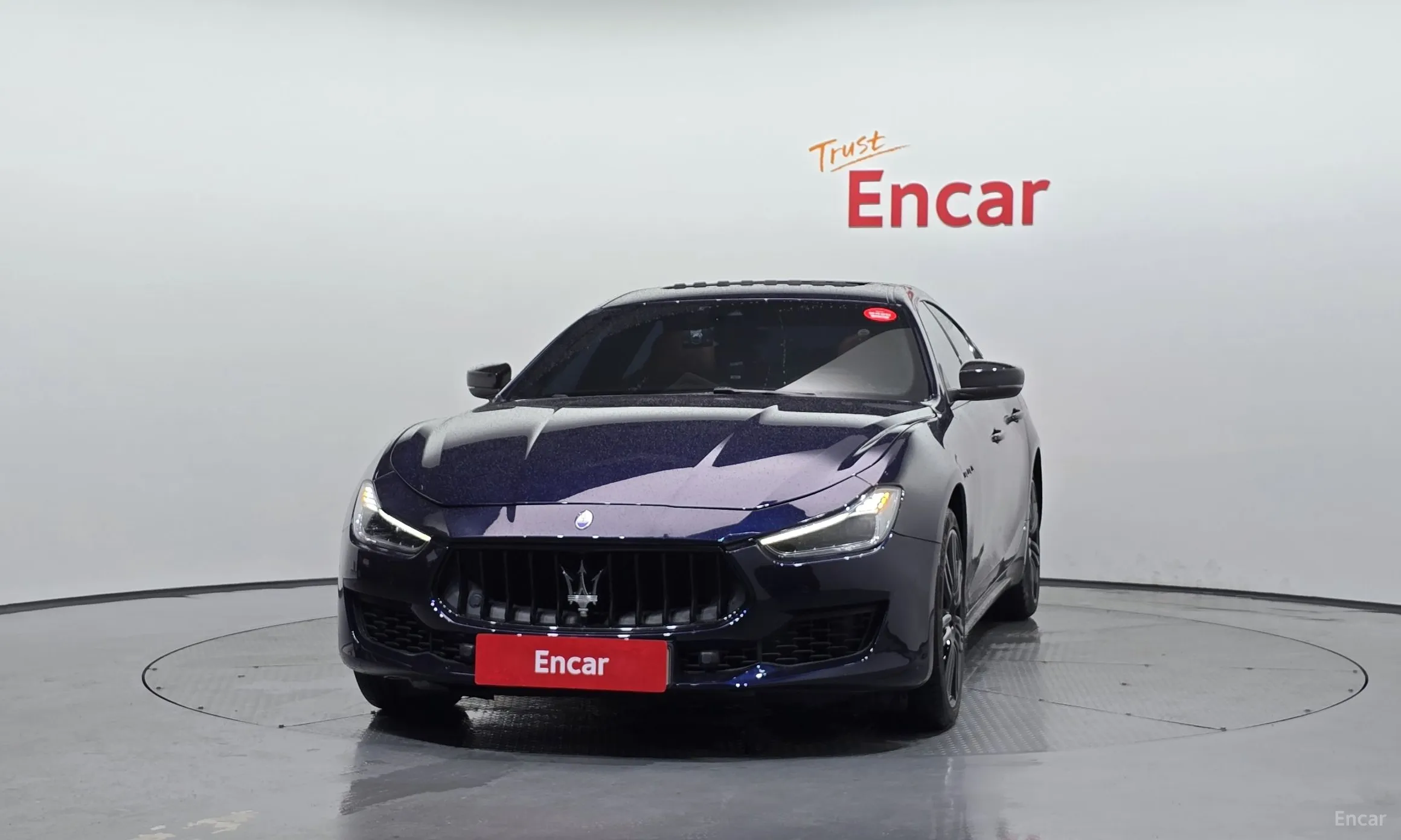 Maserati Ghibli превью 3