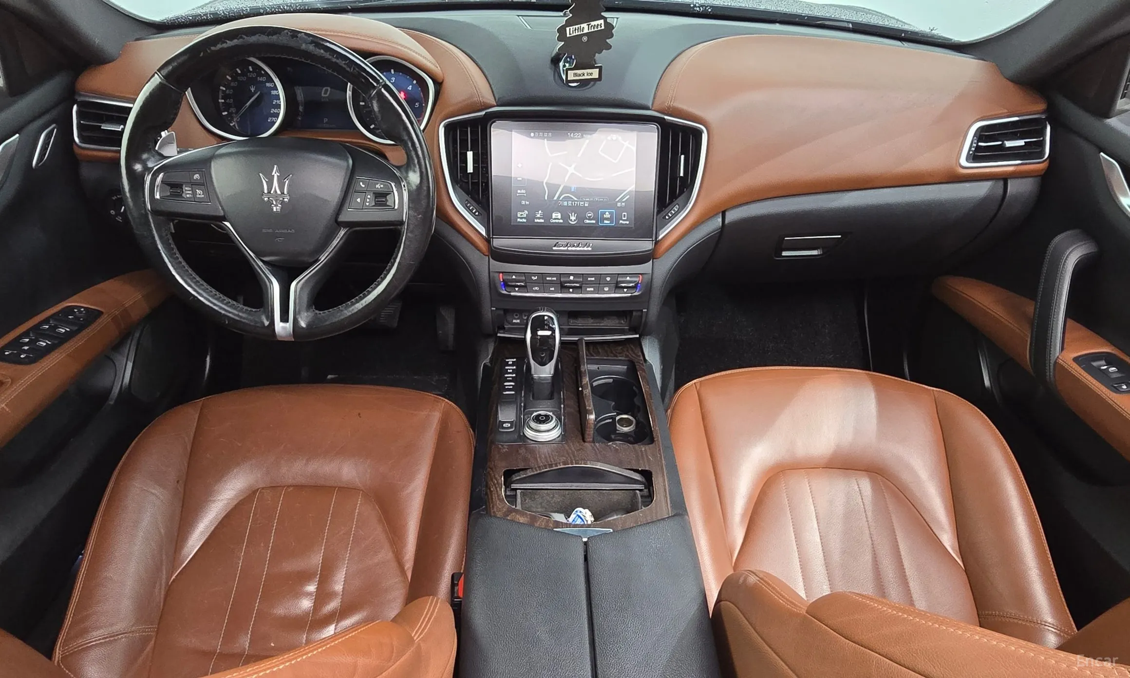 Maserati Ghibli превью 7
