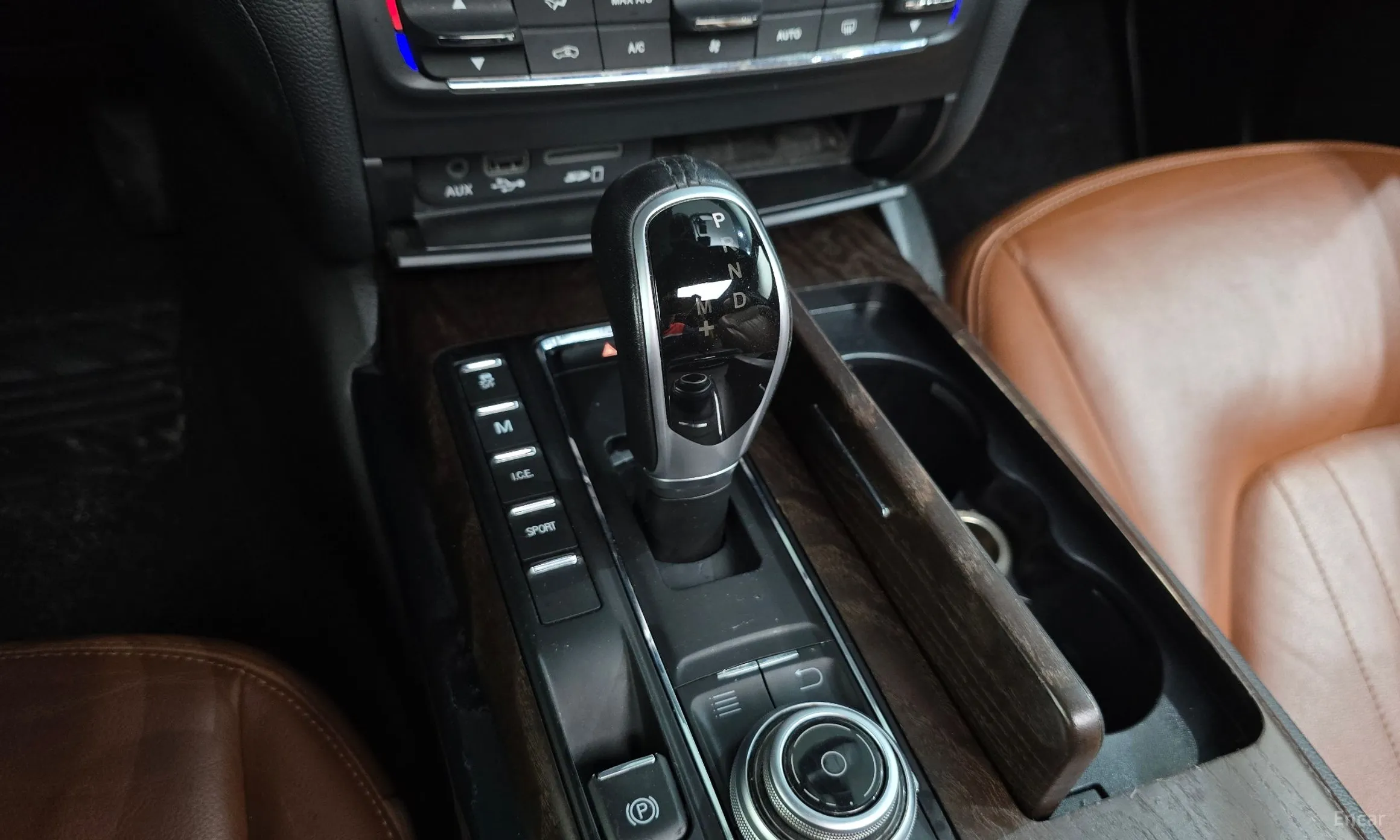 Maserati Ghibli превью 9
