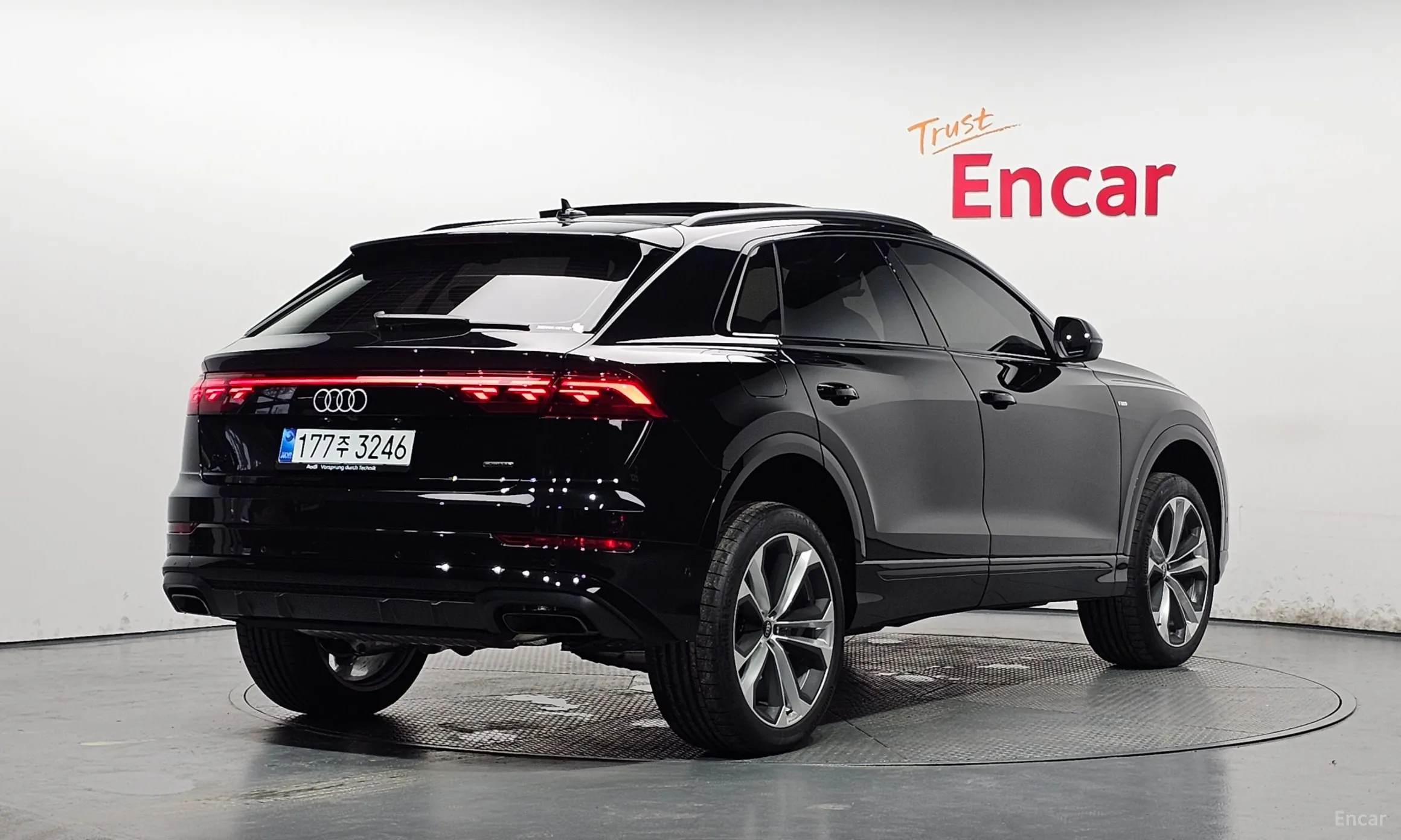 Audi Q8 (4M)