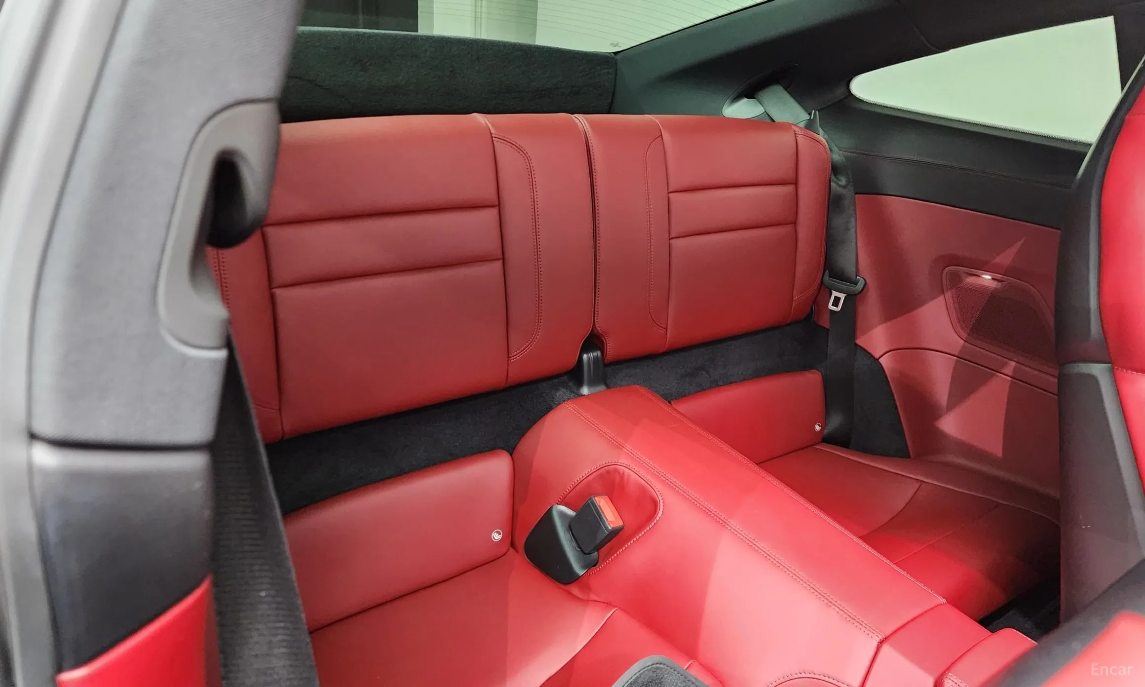 Porsche 911 (992) превью 11
