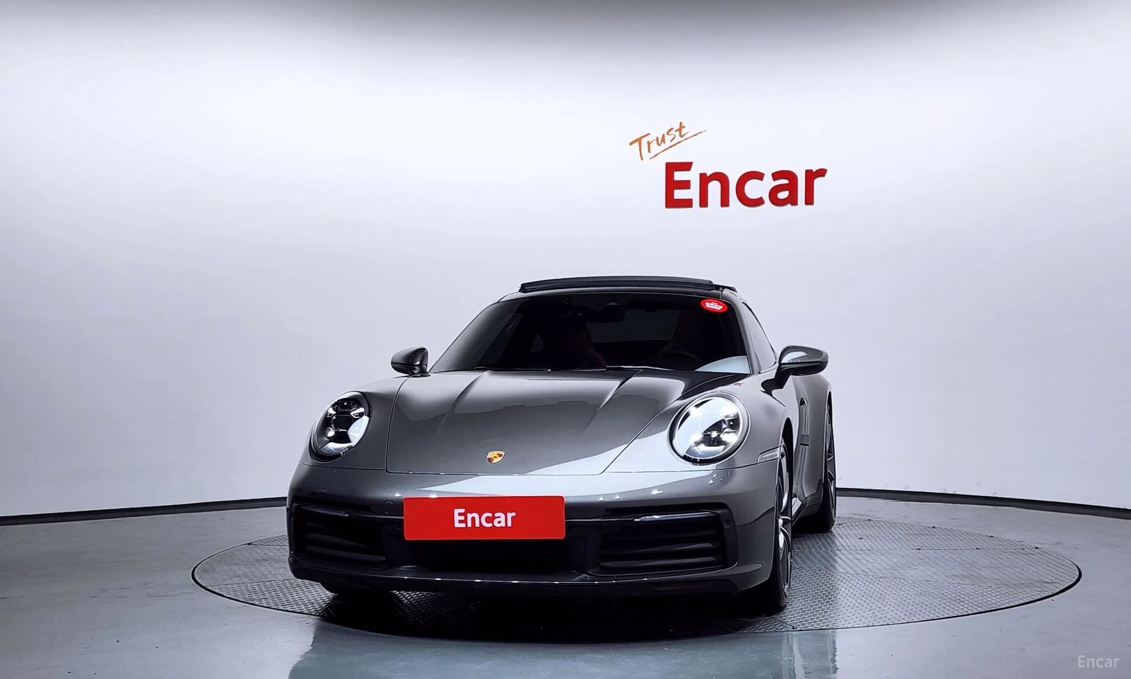 Porsche 911 (992) превью 3