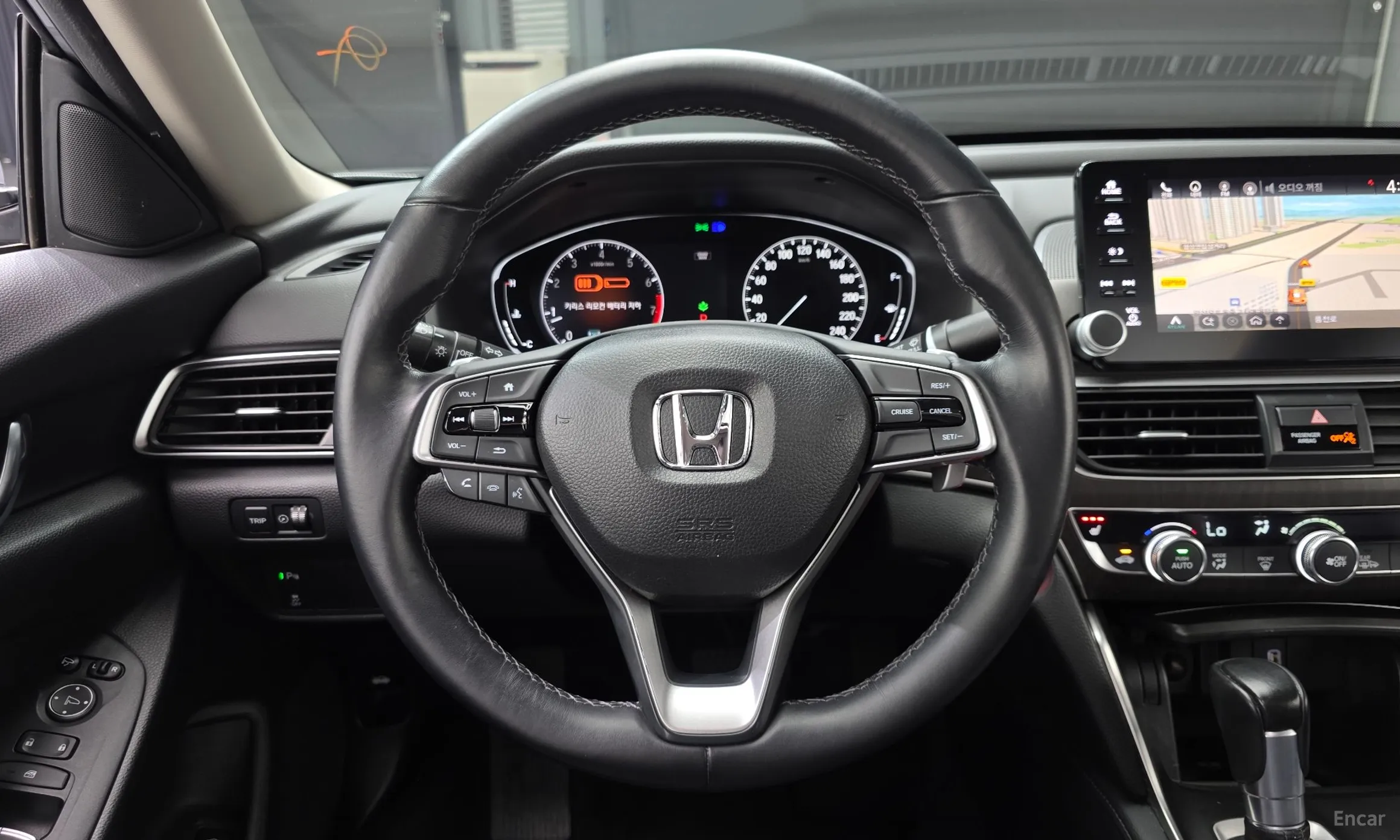 Honda Accord 10th Generation превью 13