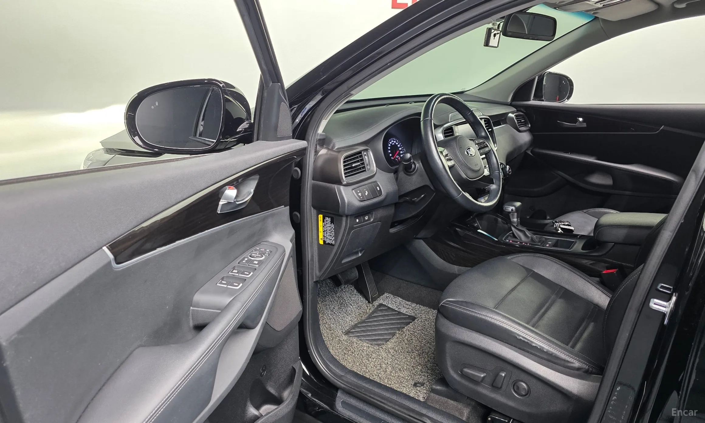Kia Sorento превью 10
