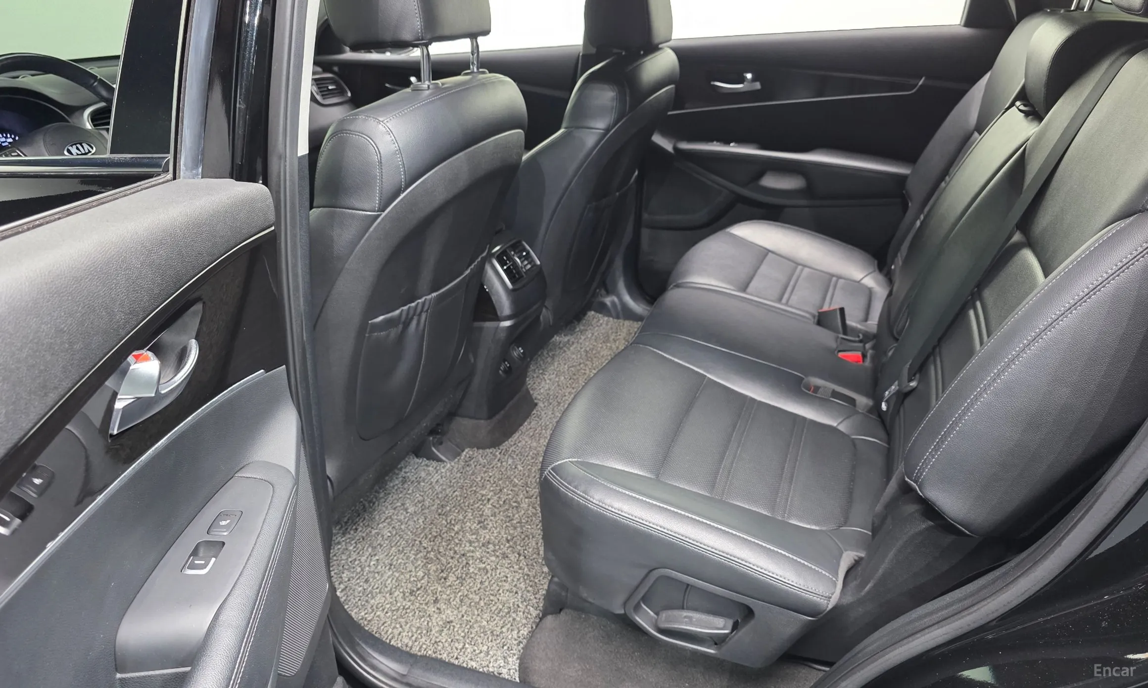 Kia Sorento превью 12