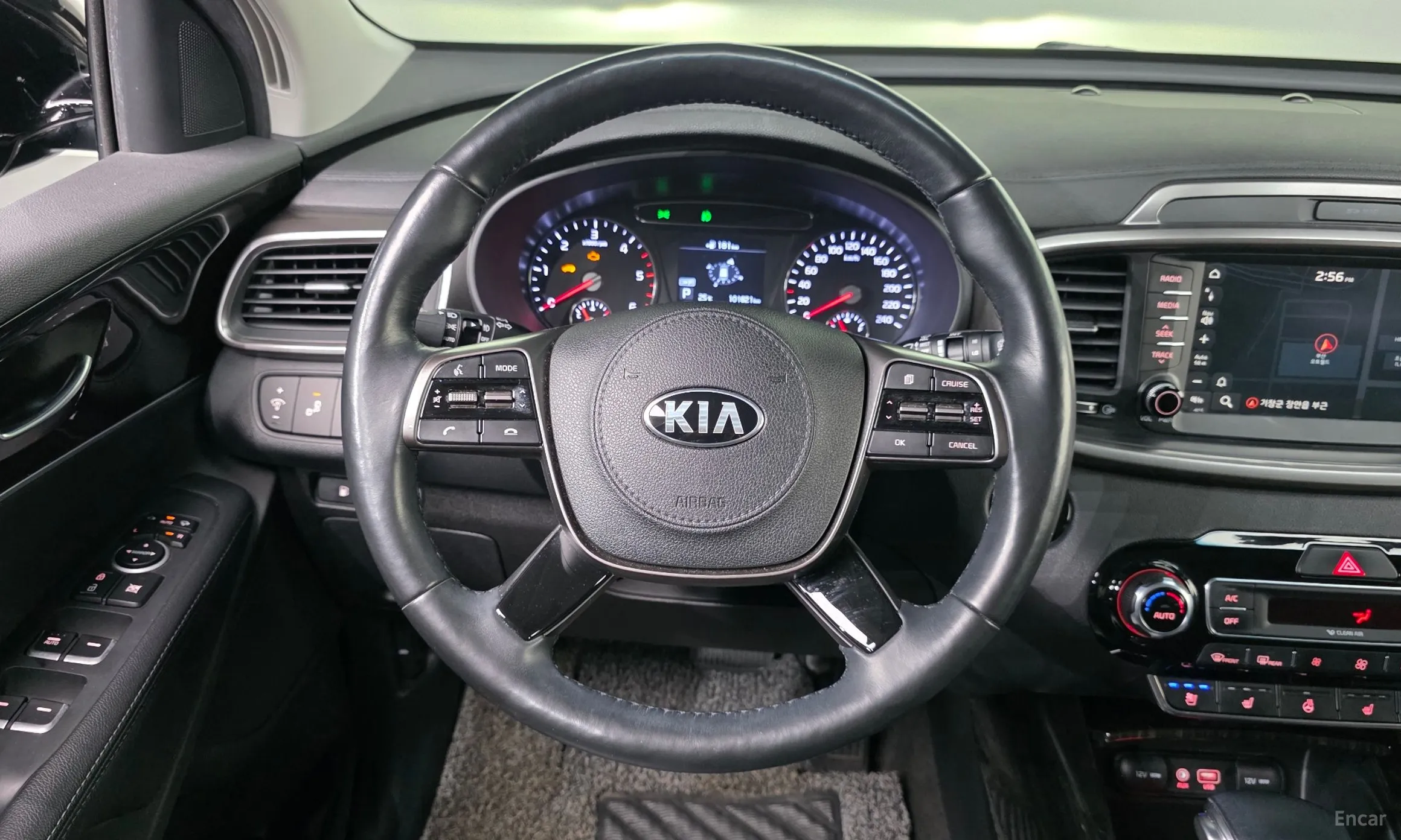 Kia Sorento превью 13