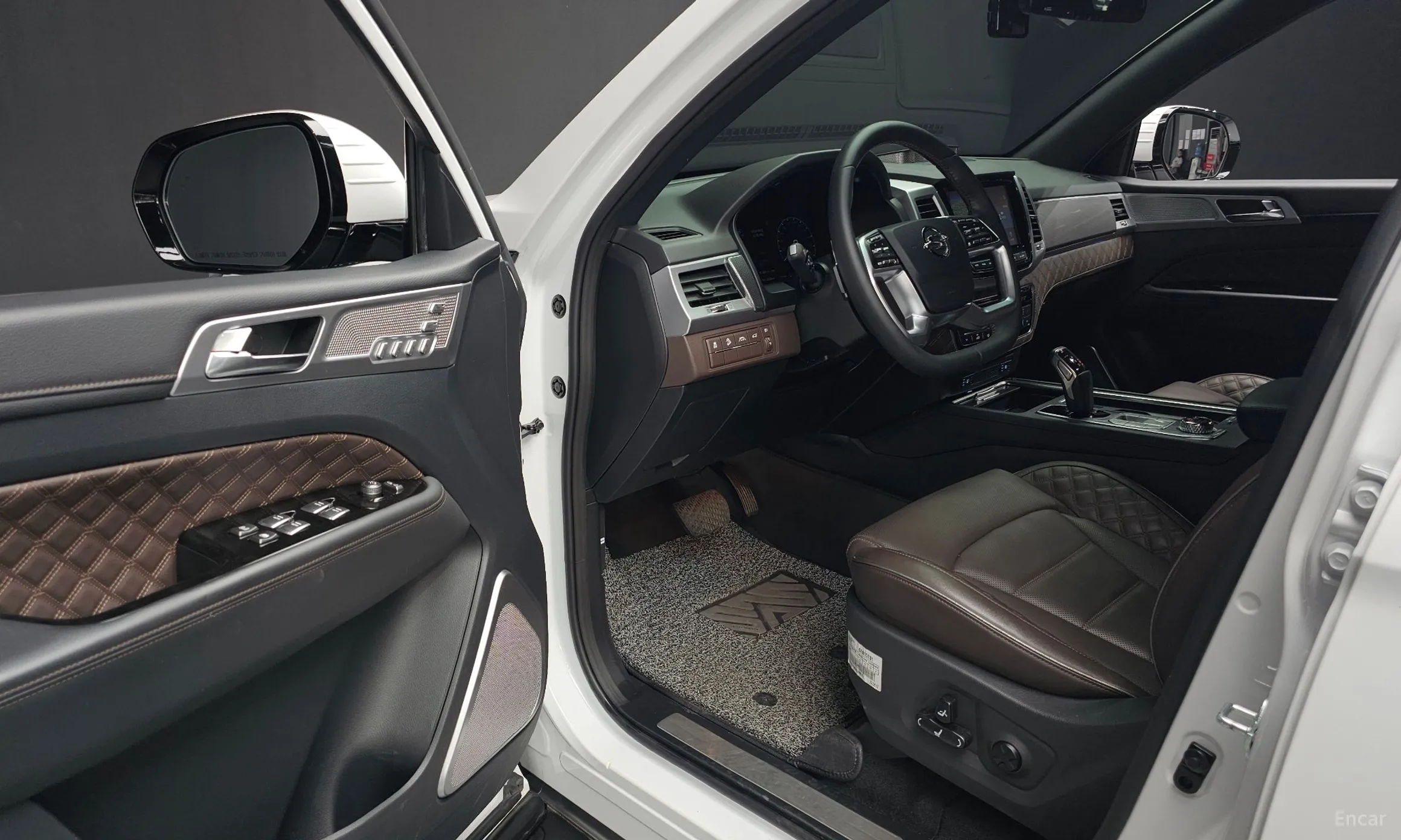 KG Mobility (SsangYong) Rexton превью 11