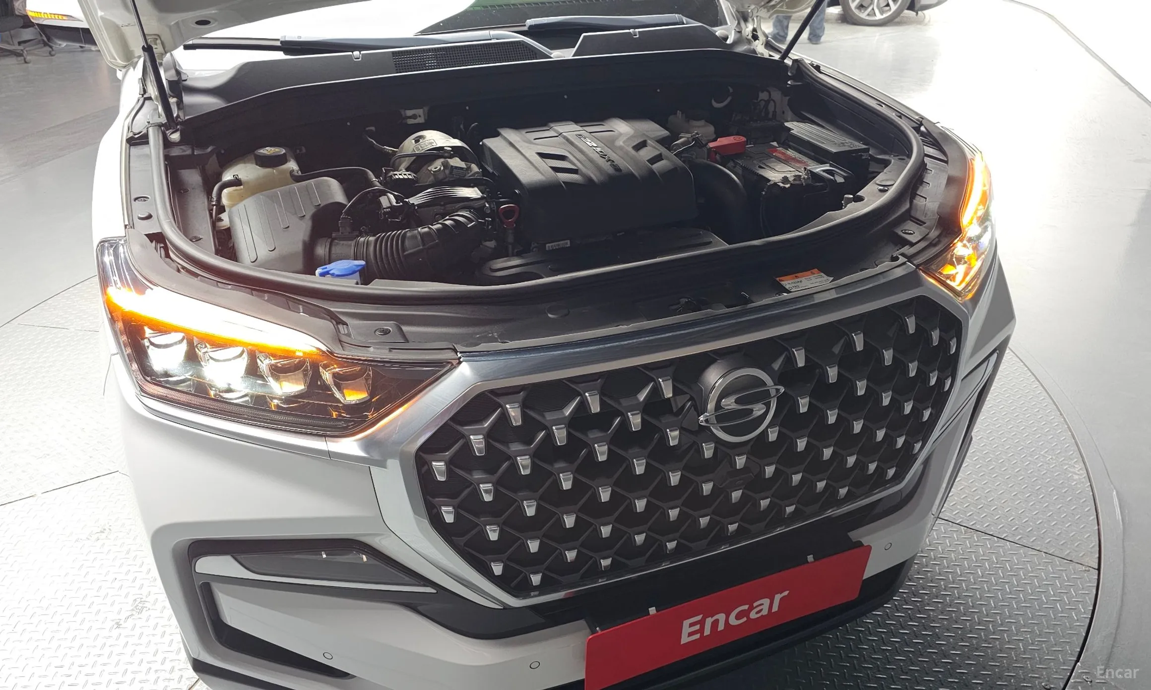 KG Mobility (SsangYong) Rexton превью 6