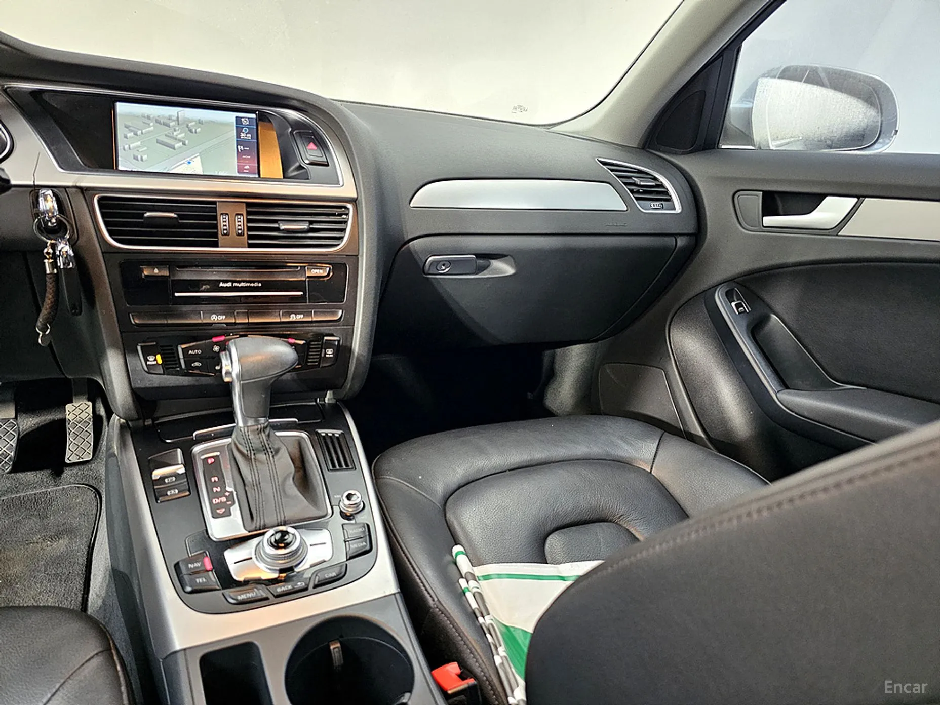 Audi New A4 превью 10