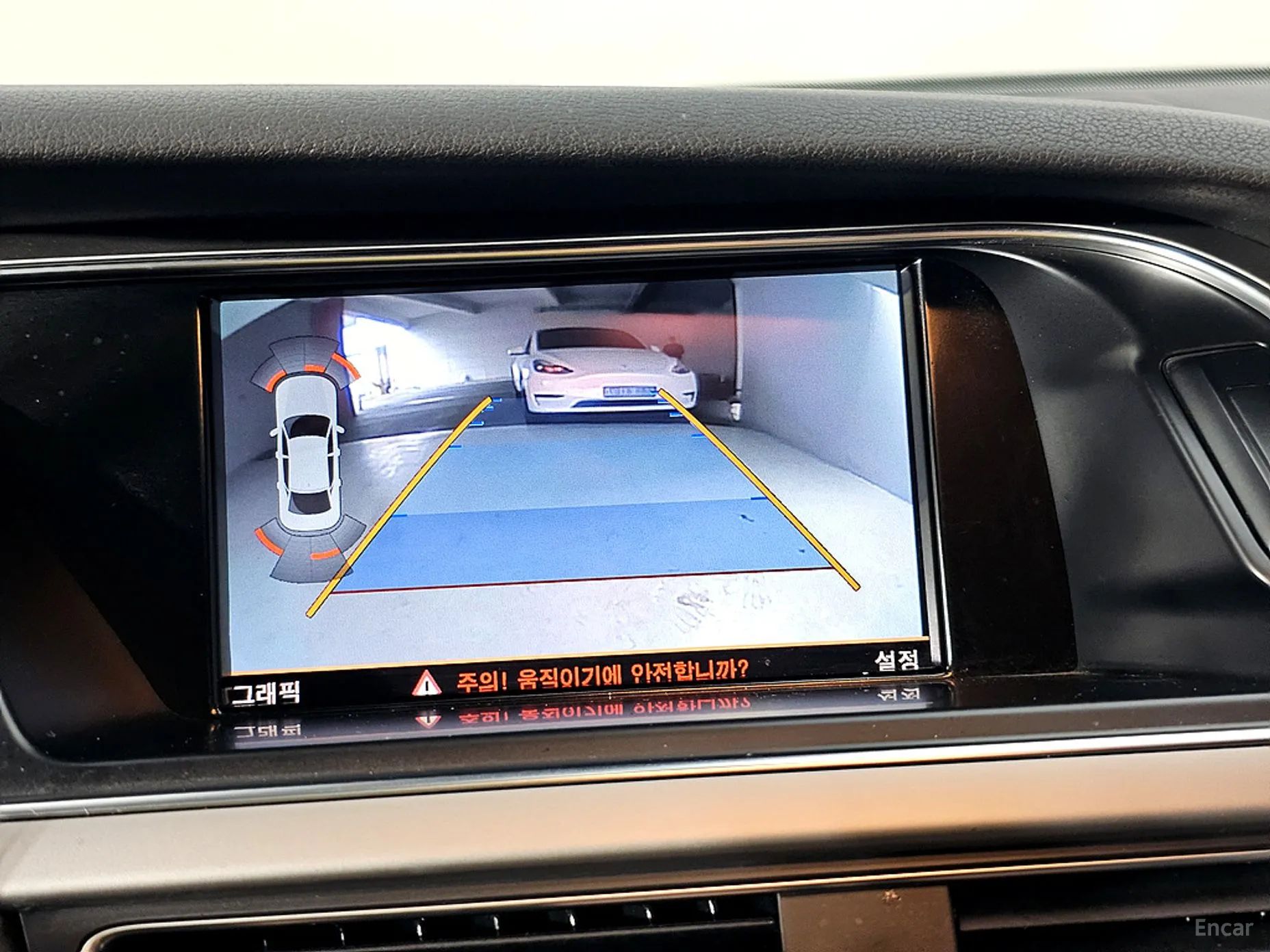 Audi New A4 превью 14