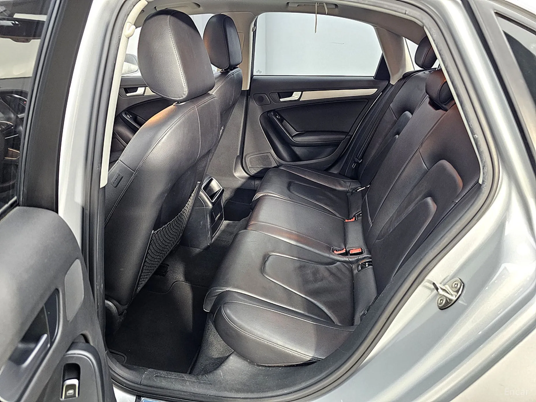Audi New A4 превью 9