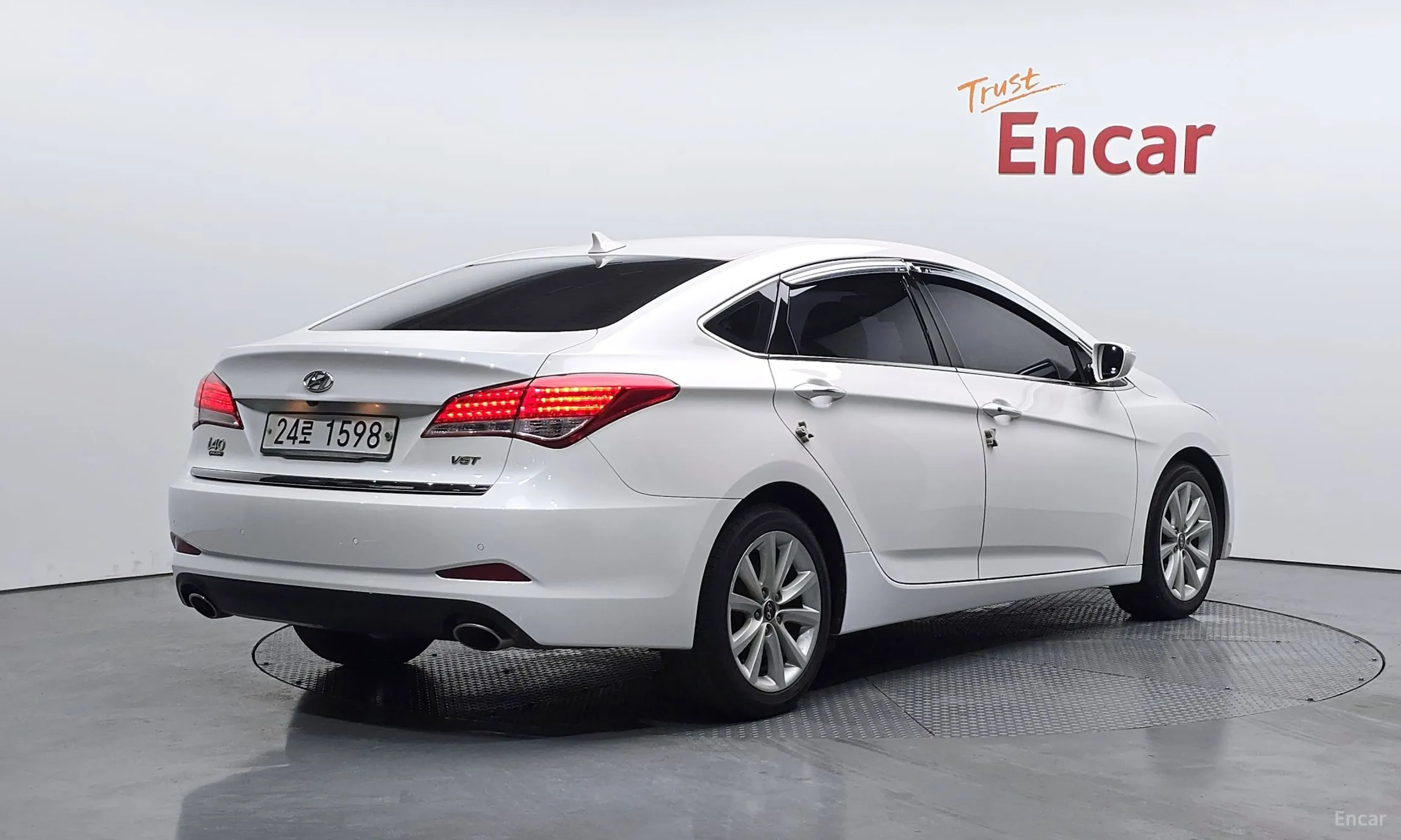 Hyundai i40 Saloon