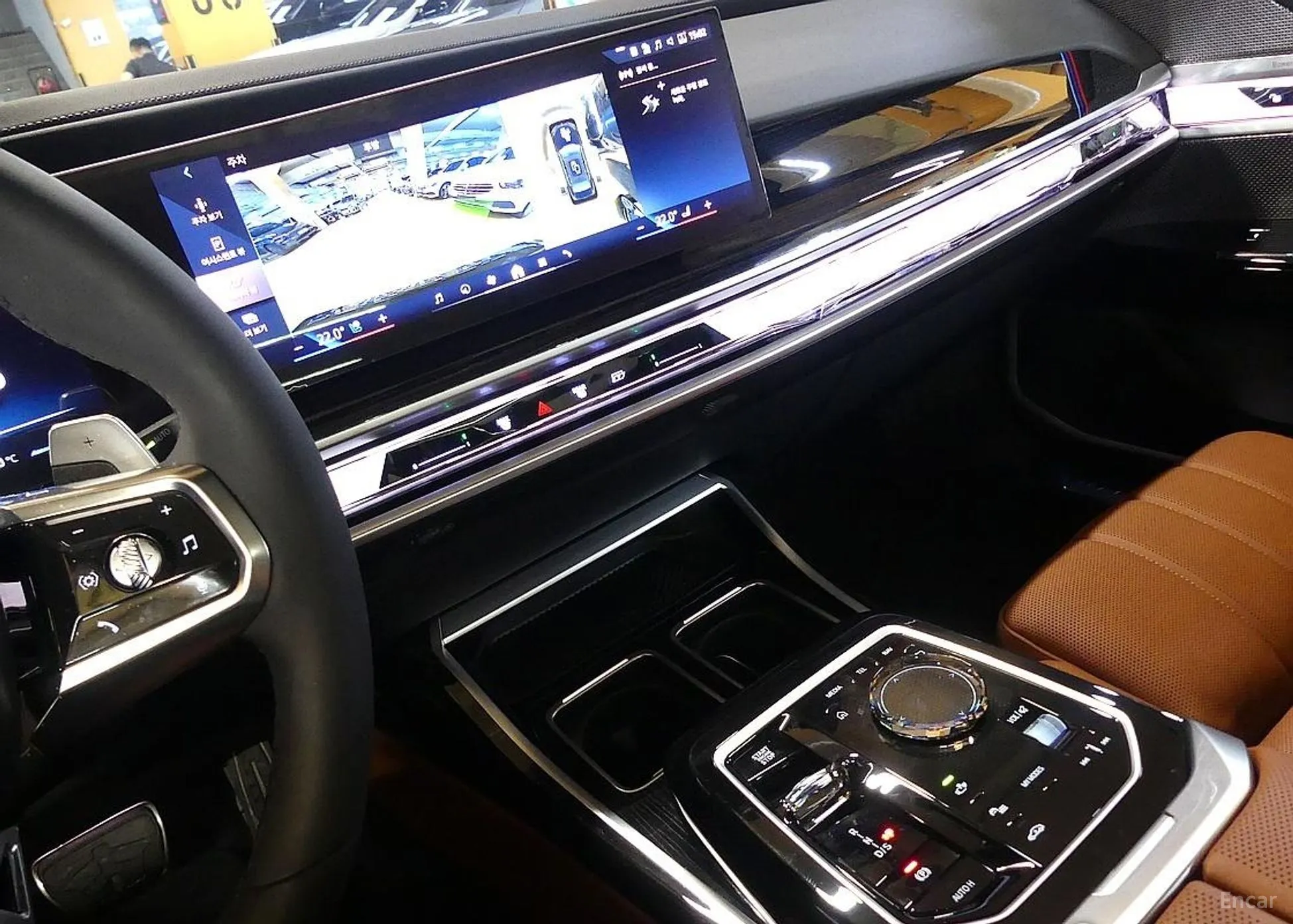 BMW 7 Series (G70) превью 13