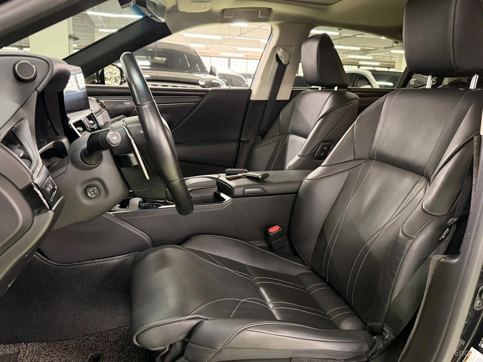 Lexus ES300h 7th Generation превью 7