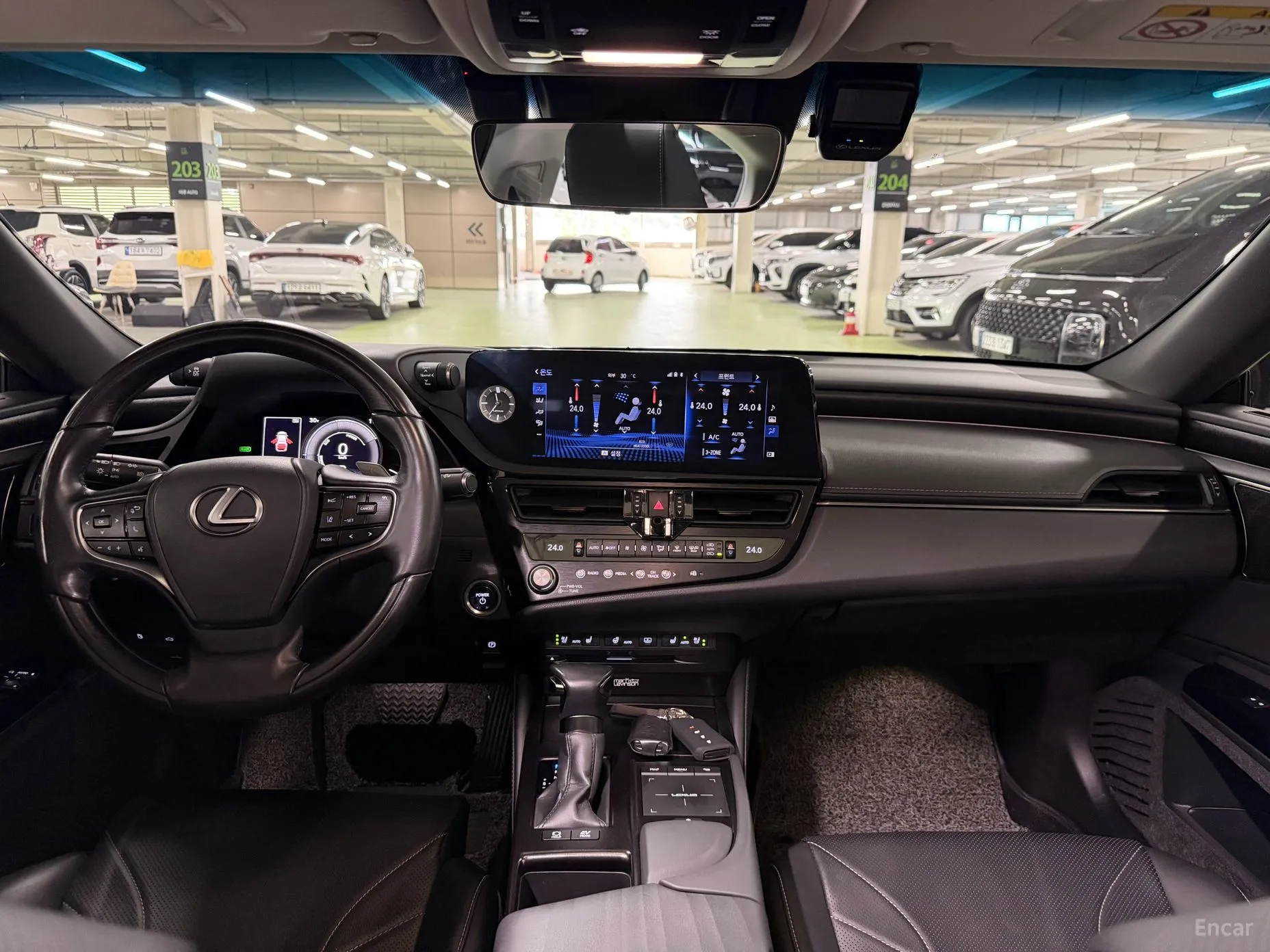 Lexus ES300h 7th Generation превью 8