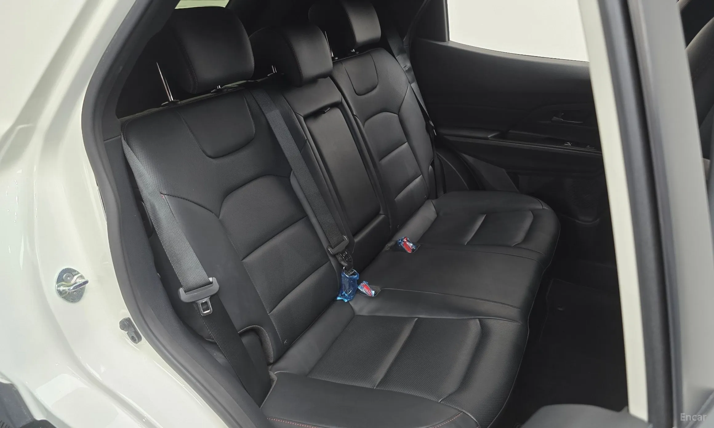 KG Mobility (SsangYong) Beautiful Korando превью 11