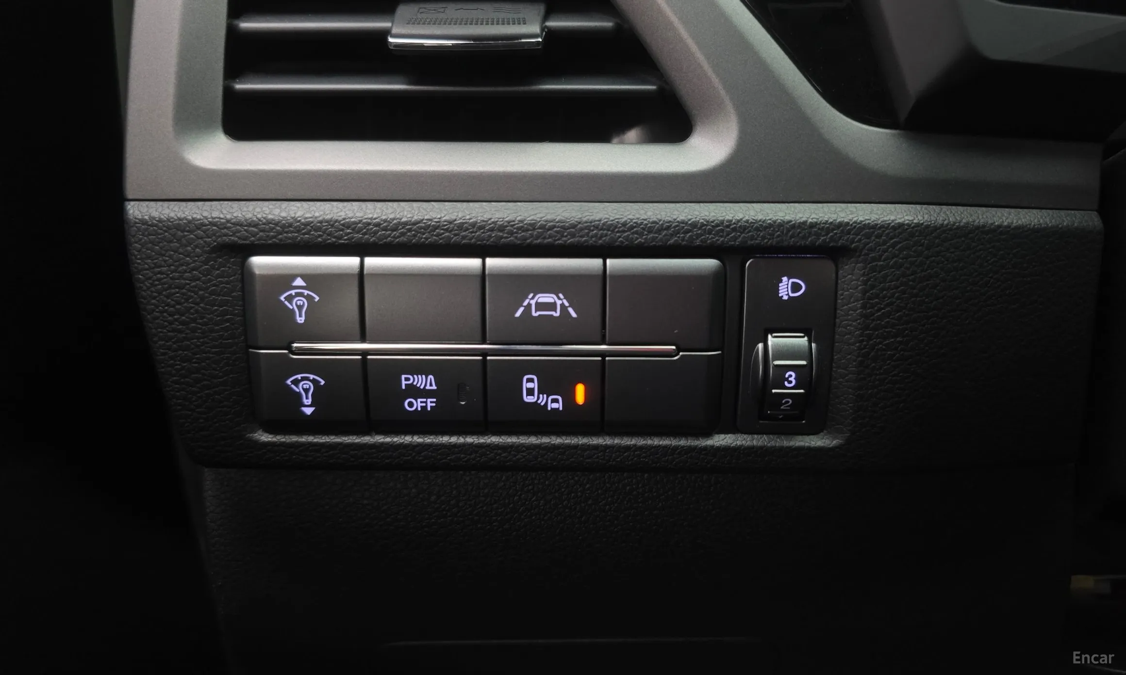 KG Mobility (SsangYong) Beautiful Korando превью 18