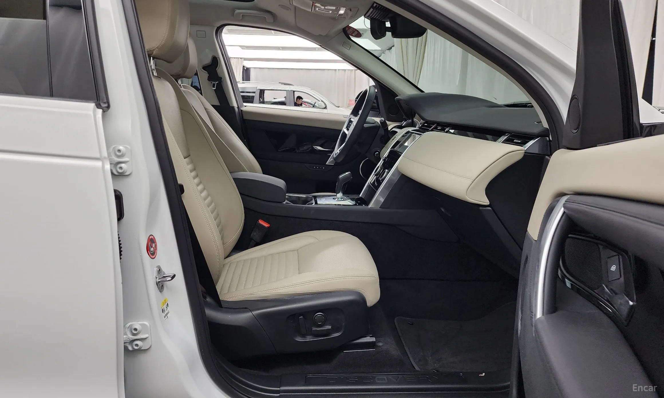 Land Rover Discovery Sports превью 11