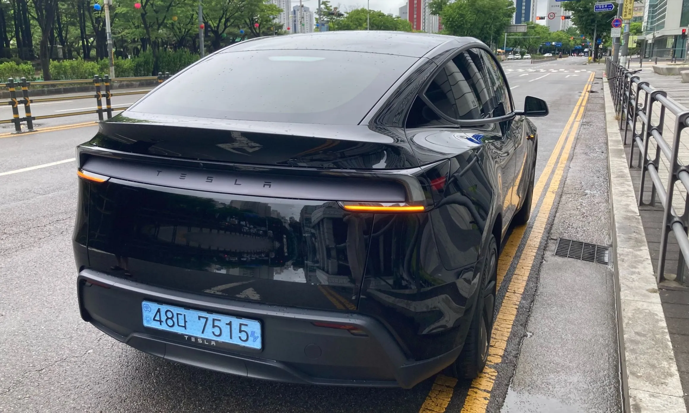 Tesla Model Y превью 6