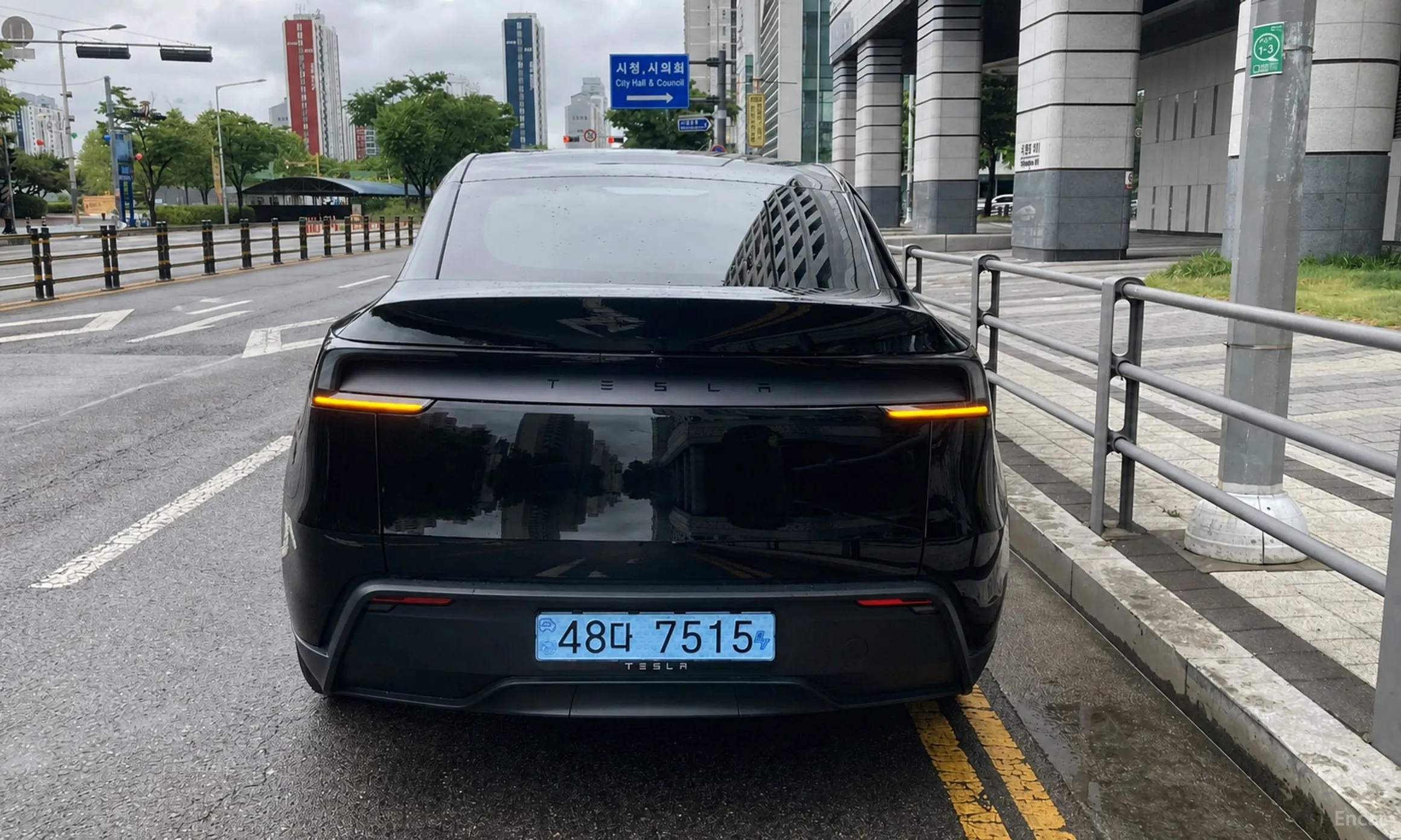 Tesla Model Y превью 7